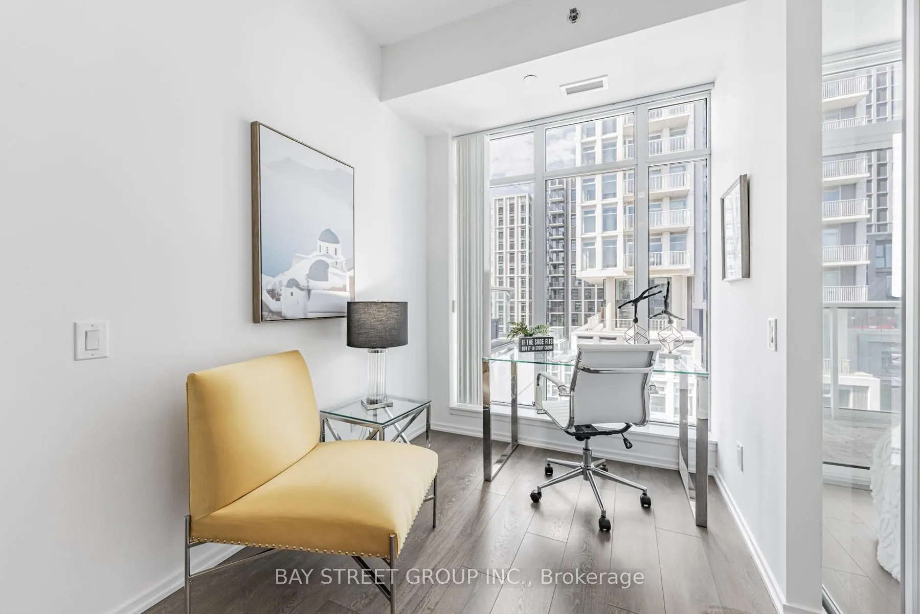 783 Bathurst Street, #812