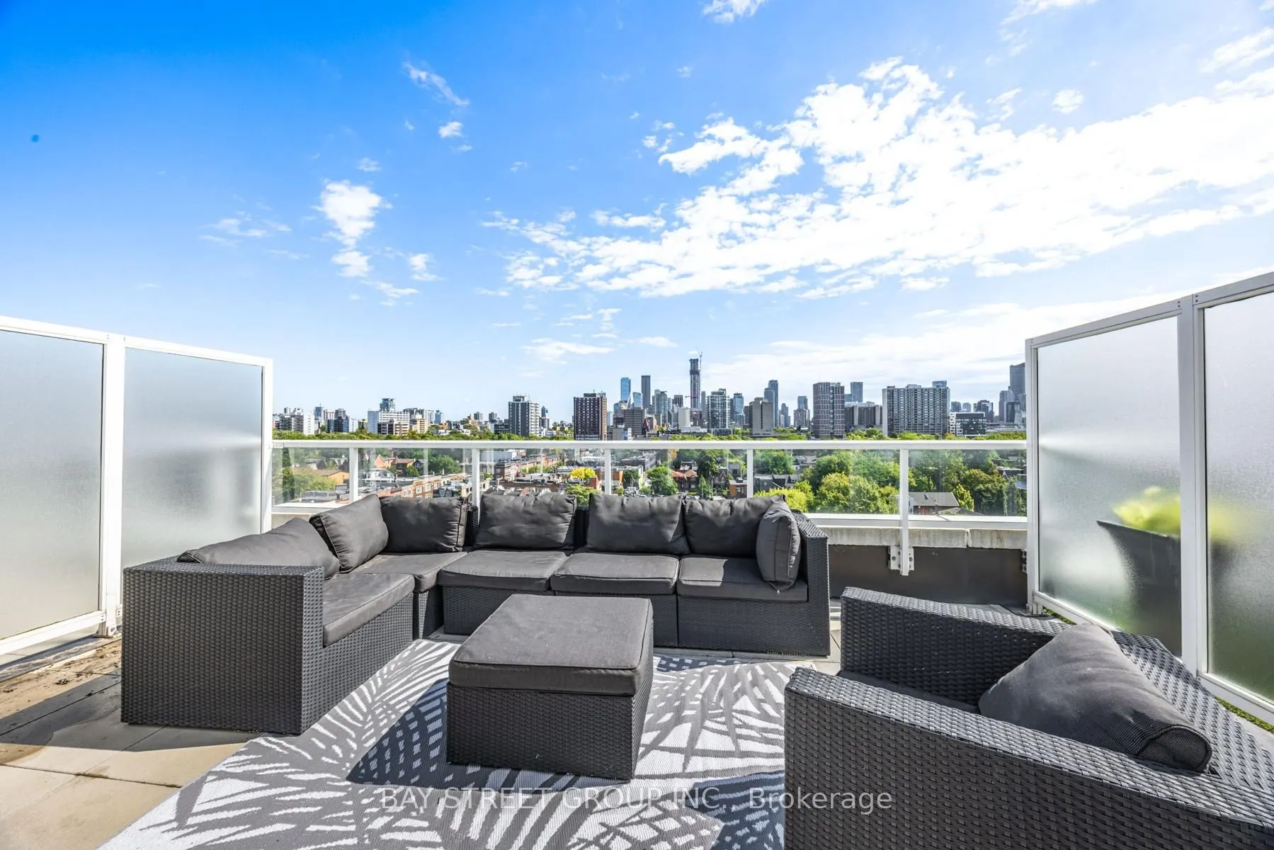 783 Bathurst Street, #812