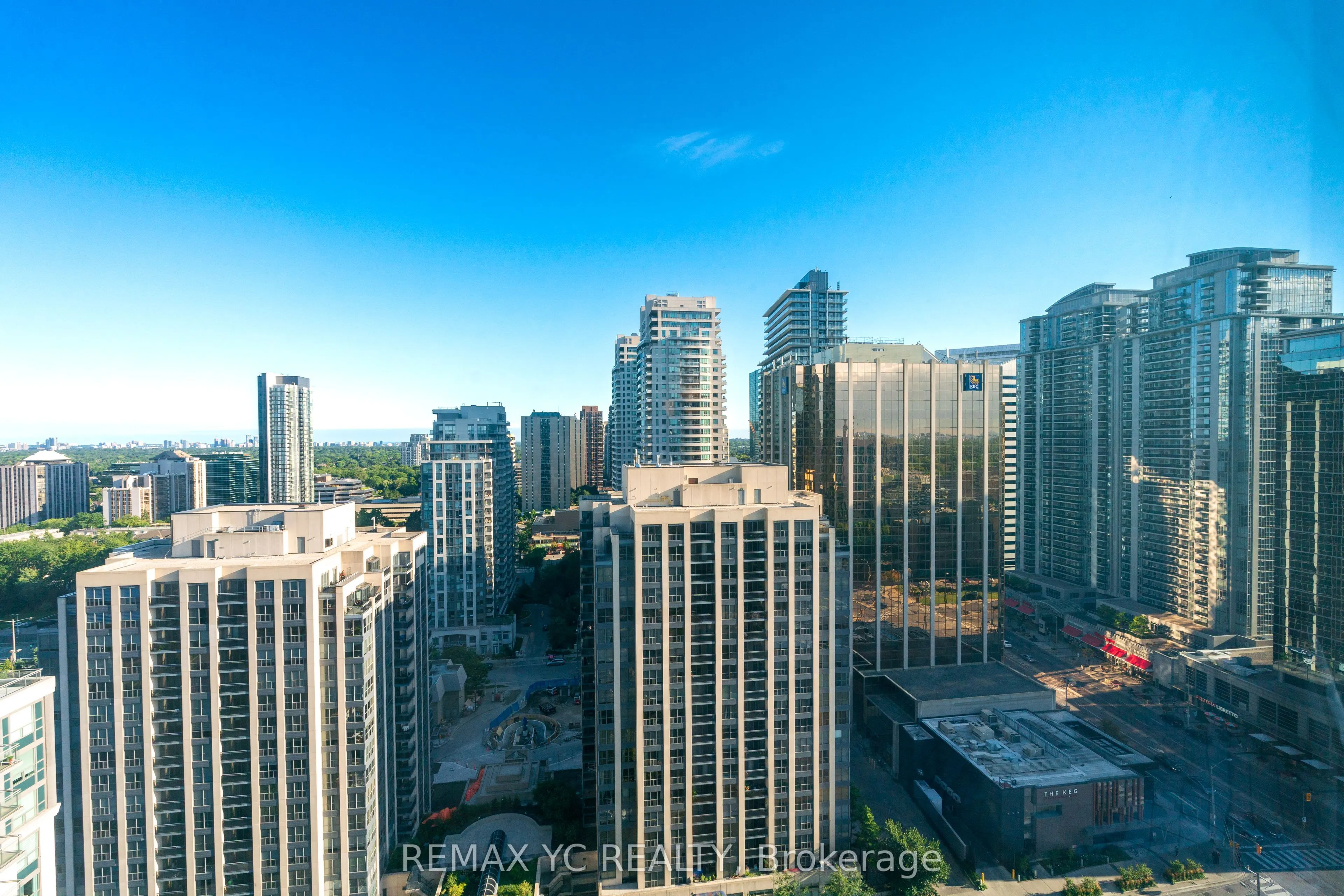 21 Hillcrest Avenue, #2404