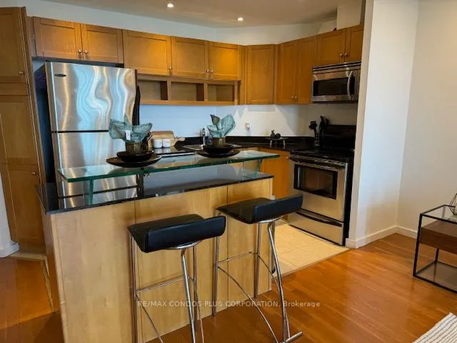 218 Queens Quay W, #1603