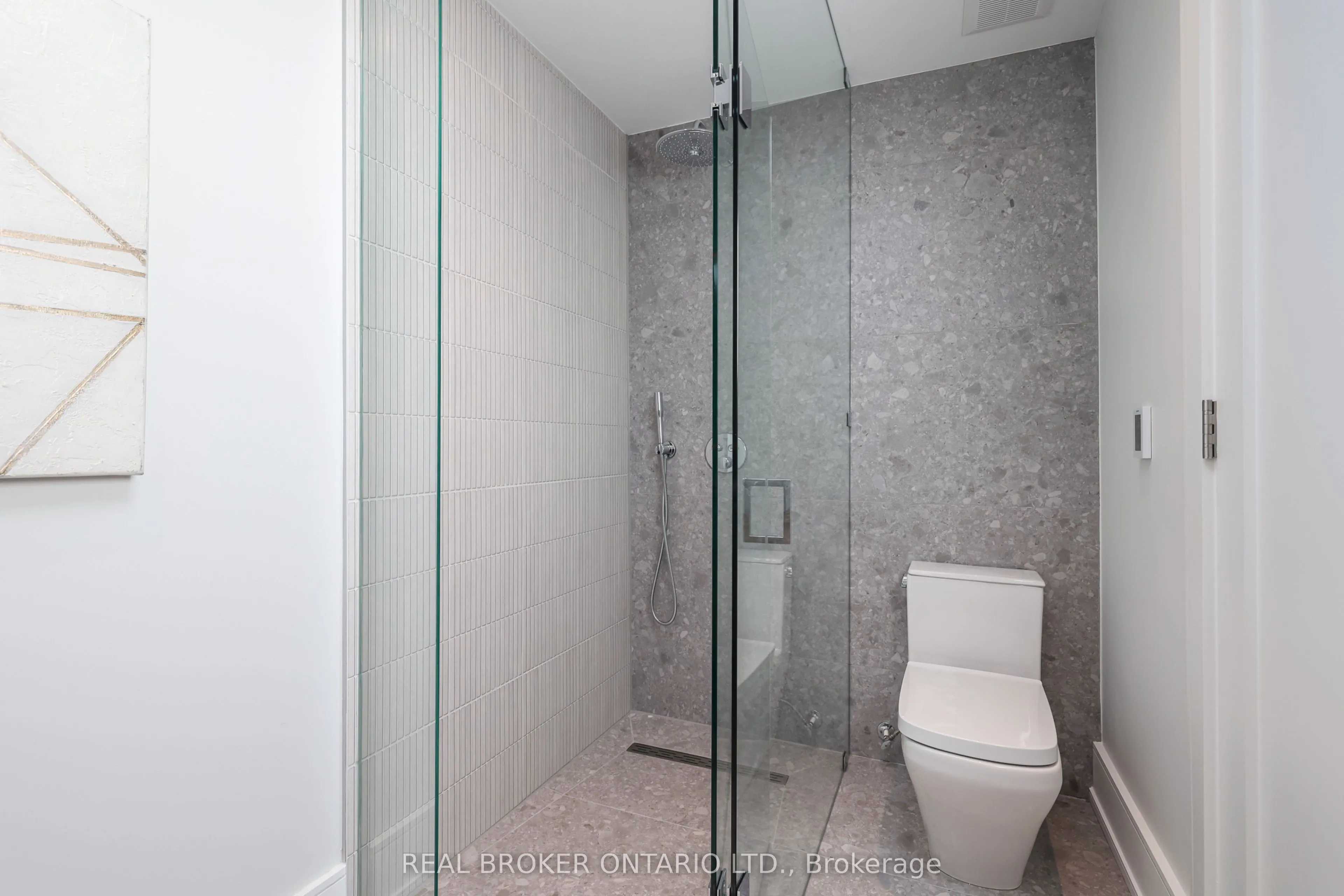 444 Roxton Road