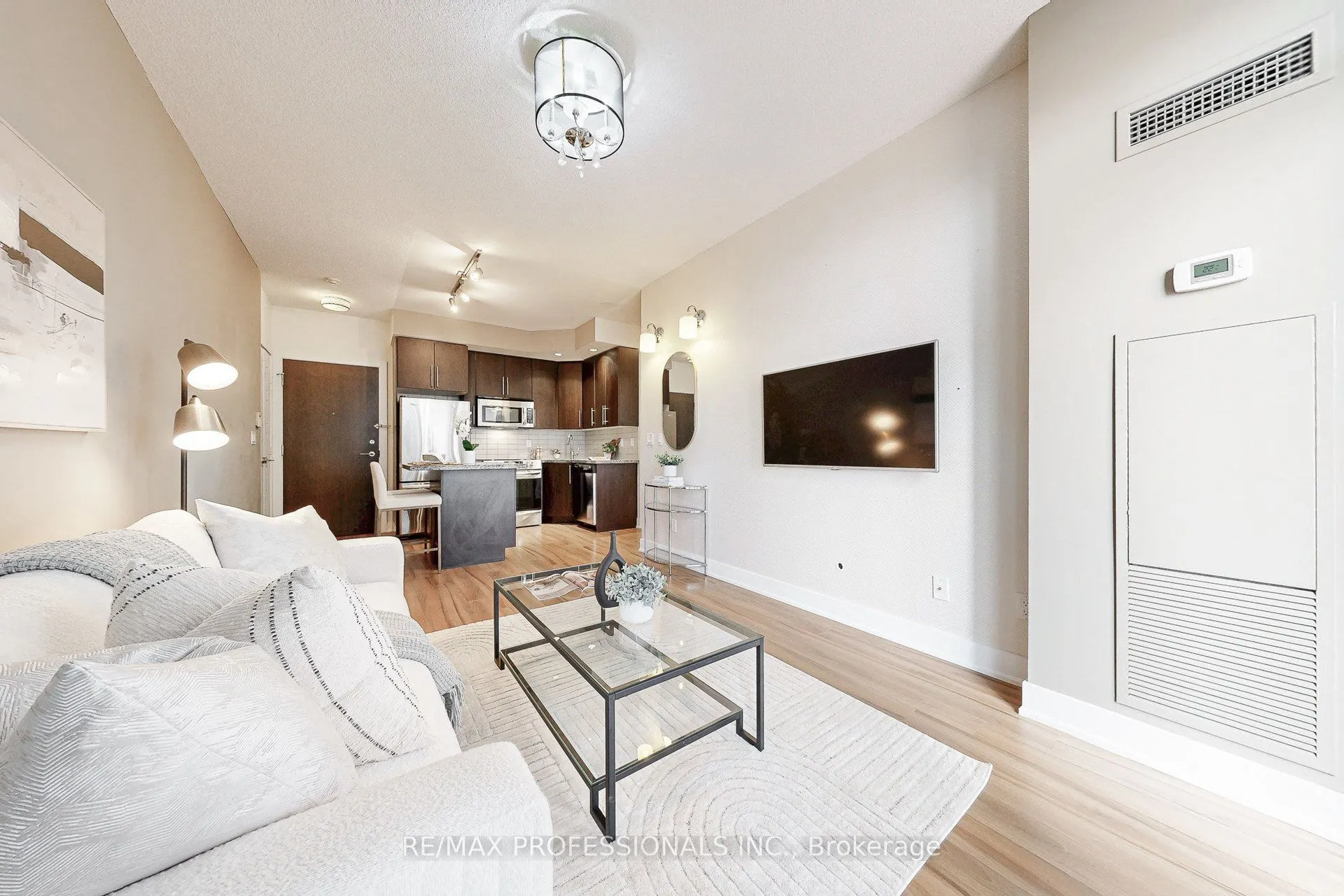 28 Linden Street, #1601