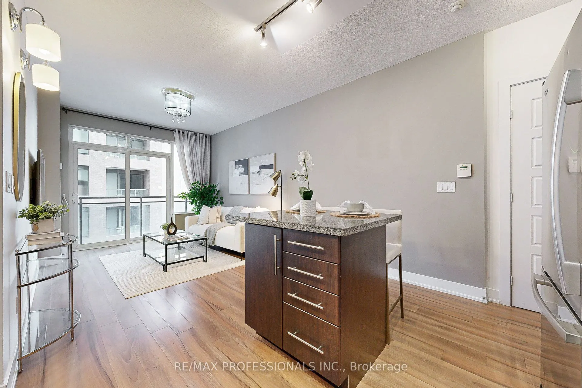 28 Linden Street, #1601