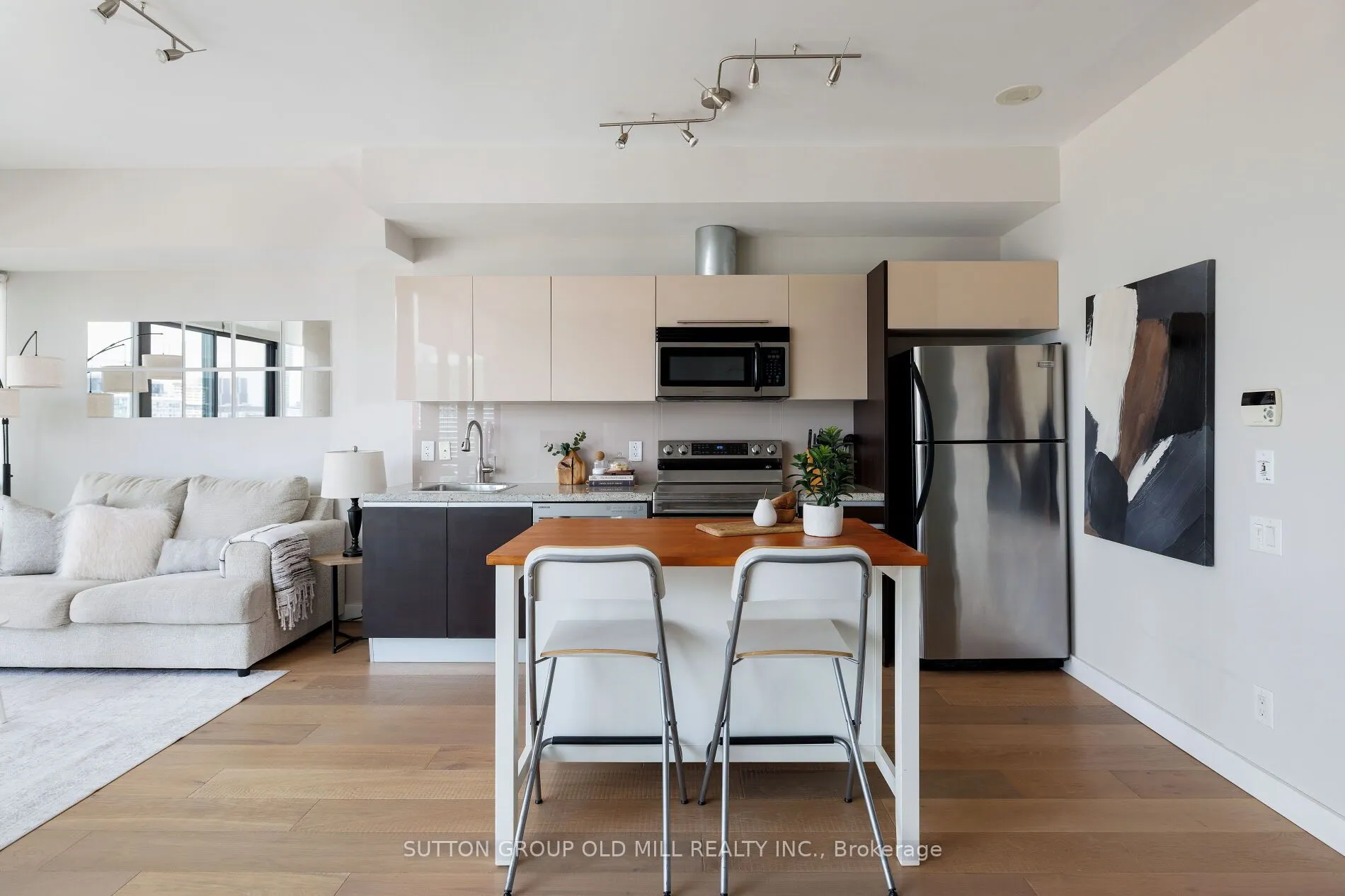 33 Mill Street, #2108