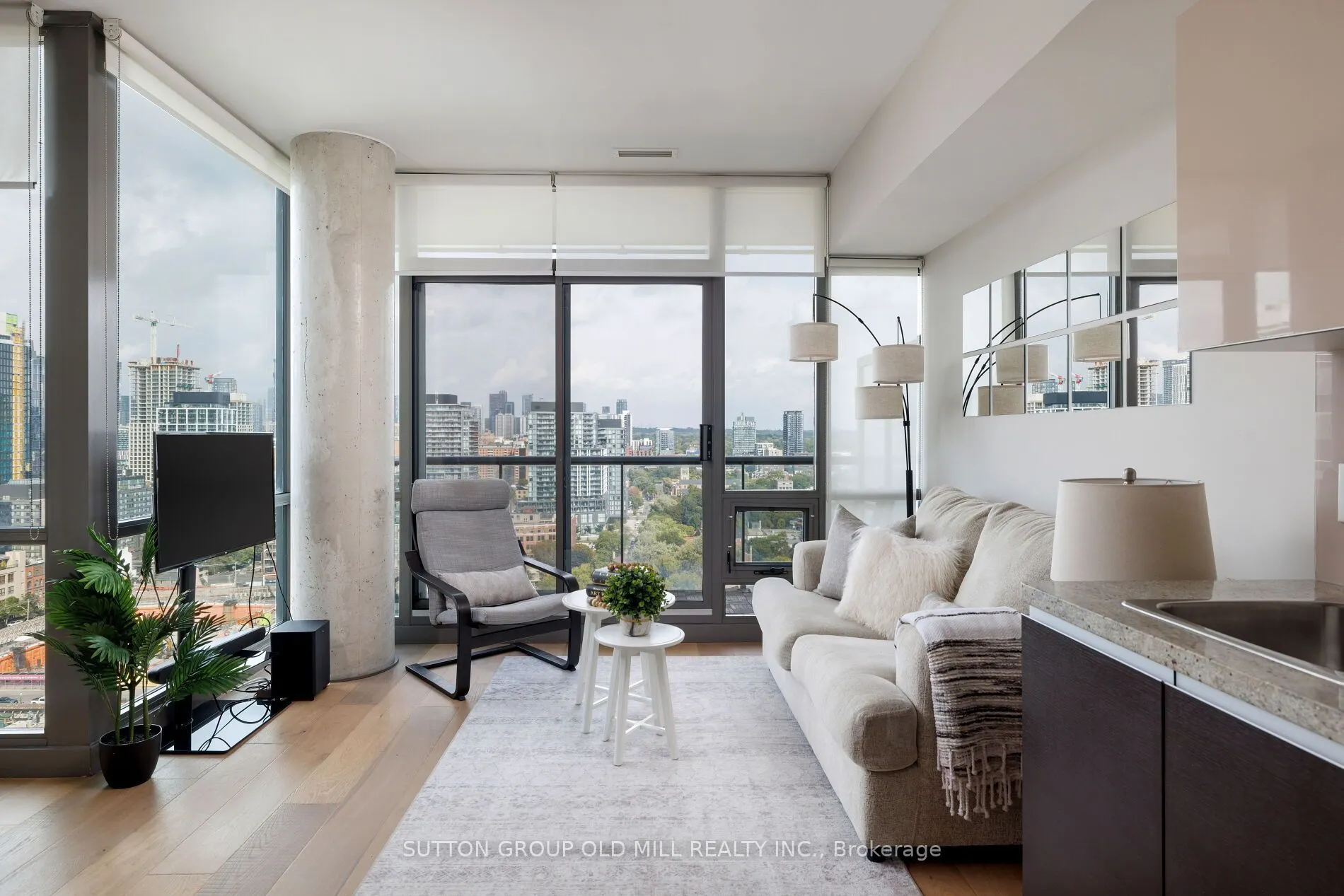 33 Mill Street, #2108