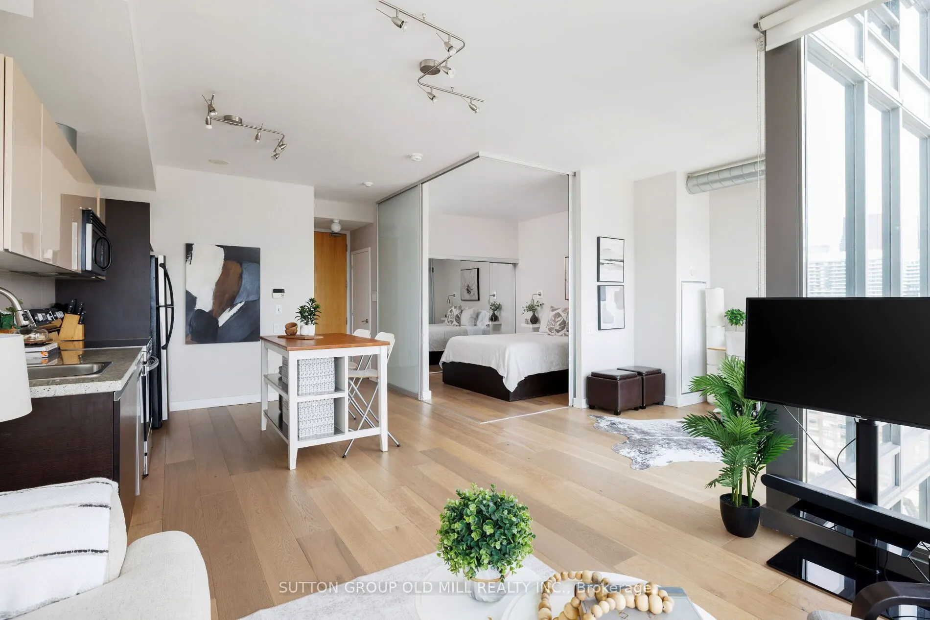 33 Mill Street, #2108
