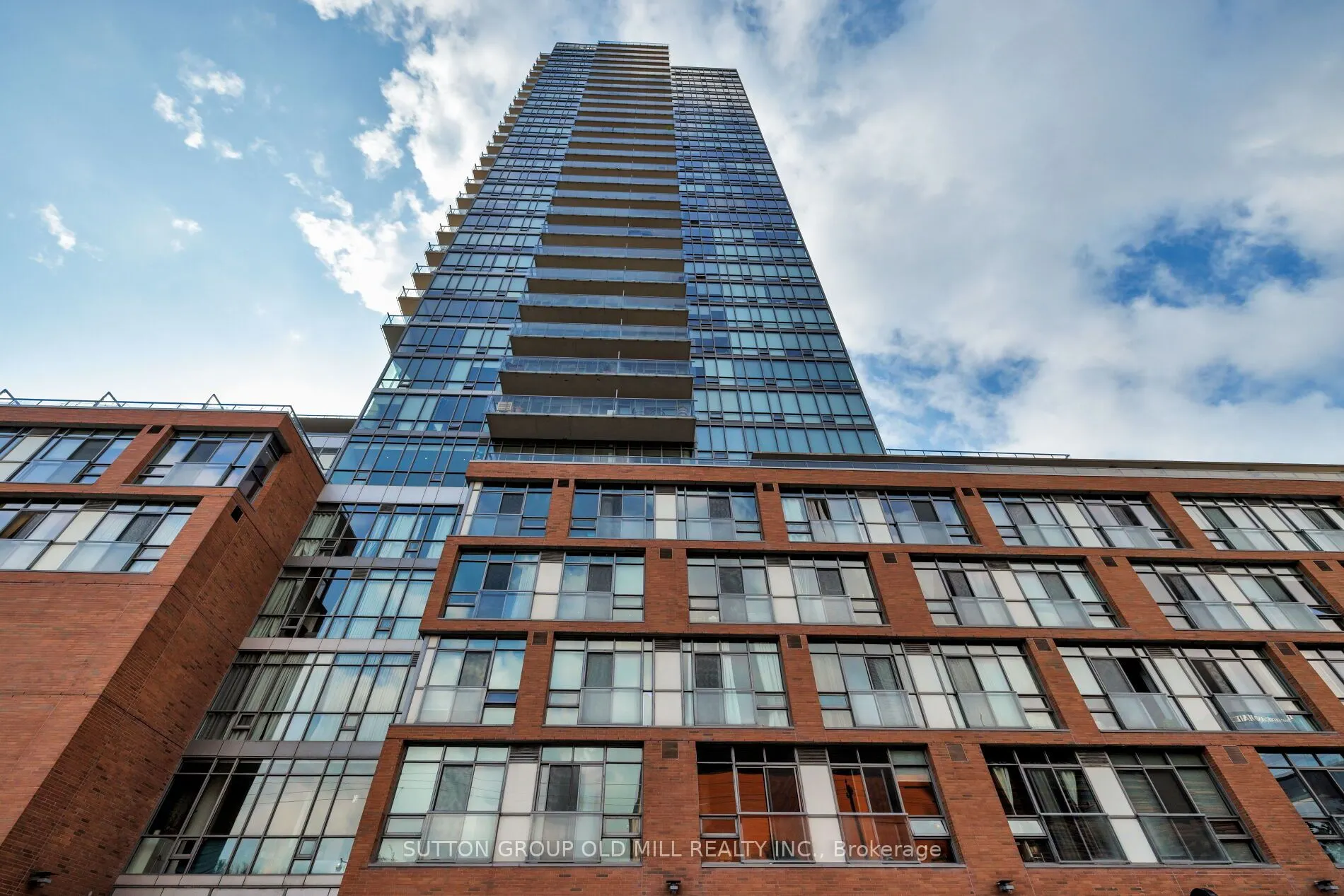33 Mill Street, #2108