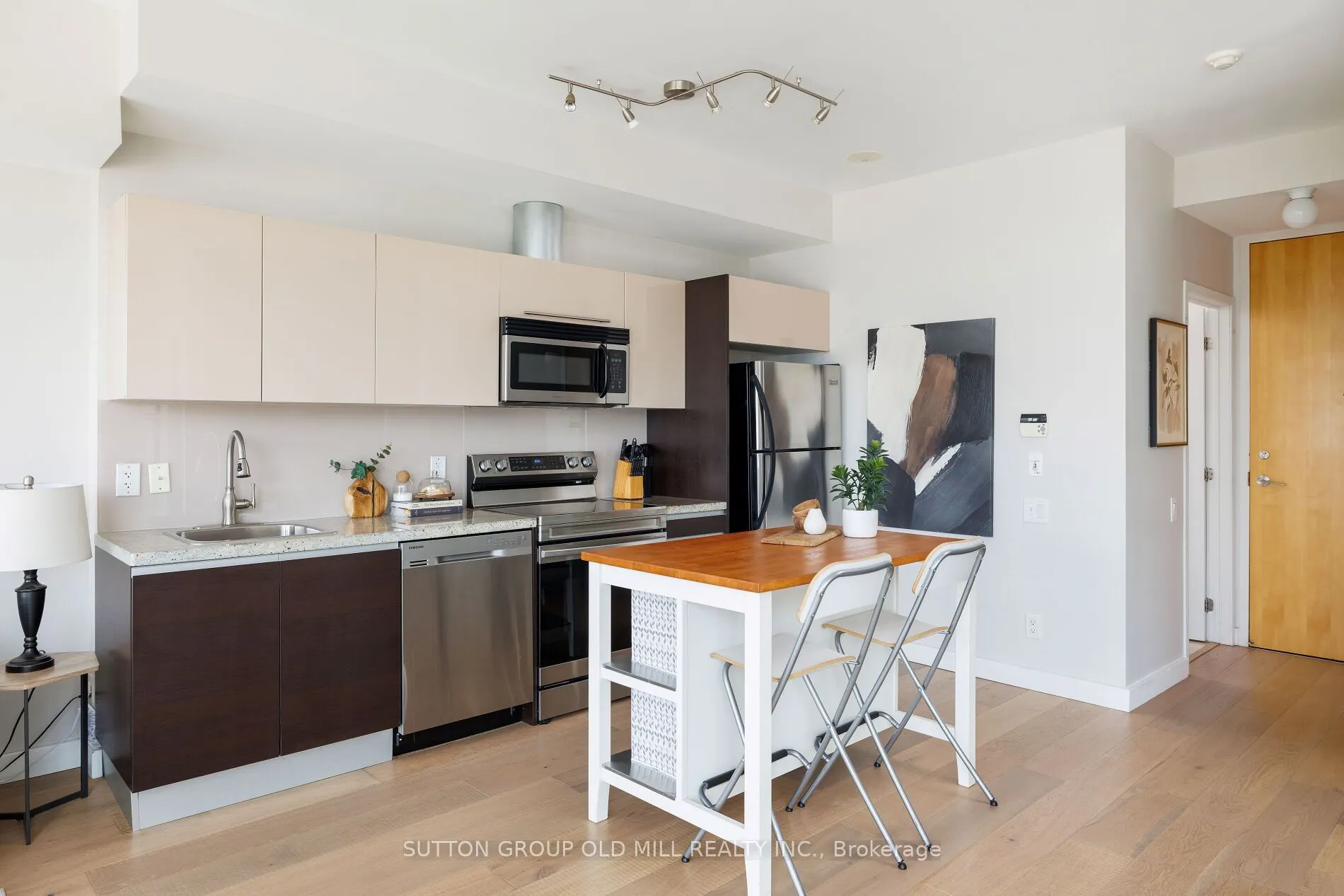 33 Mill Street, #2108