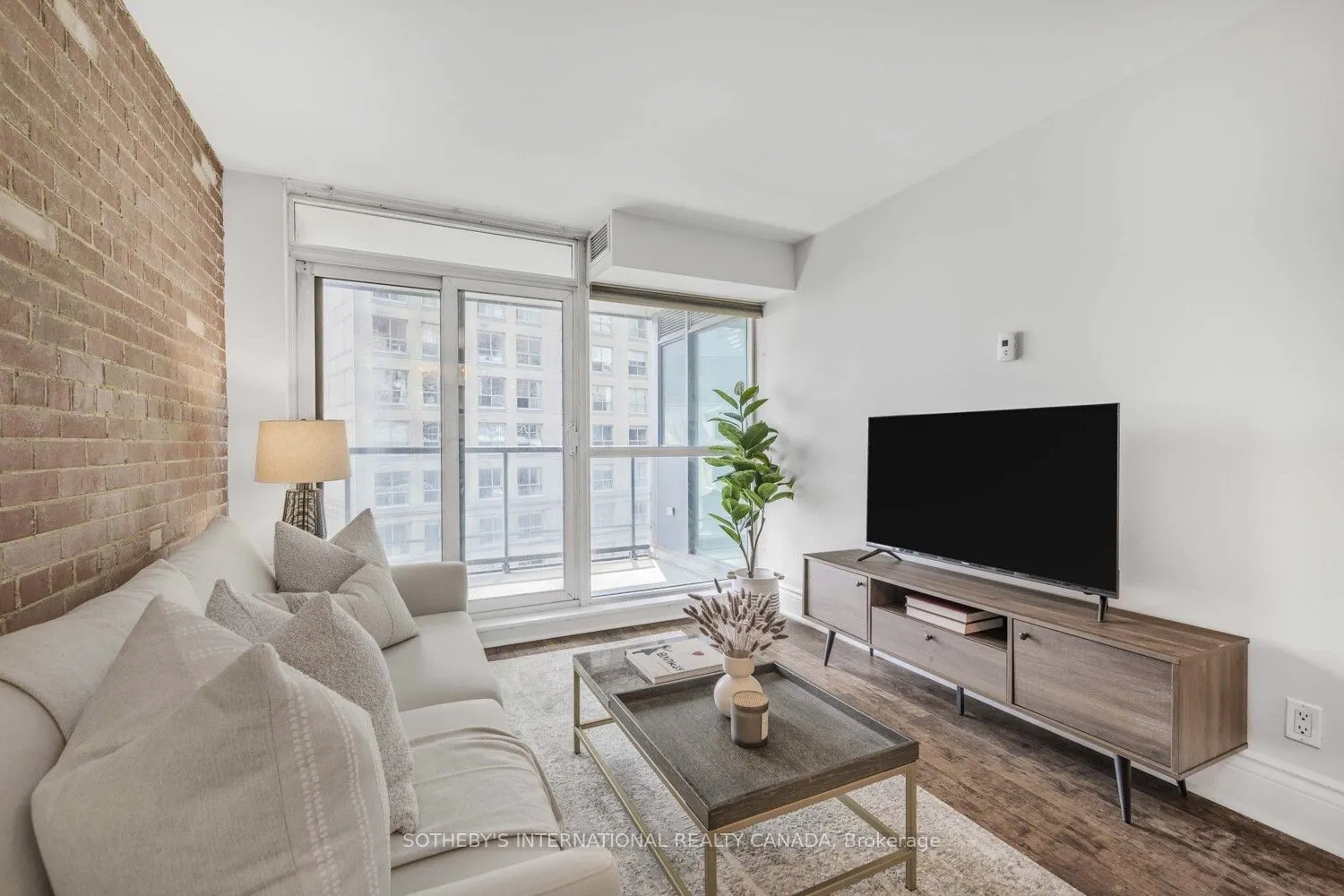 1 Scott Street, #803
