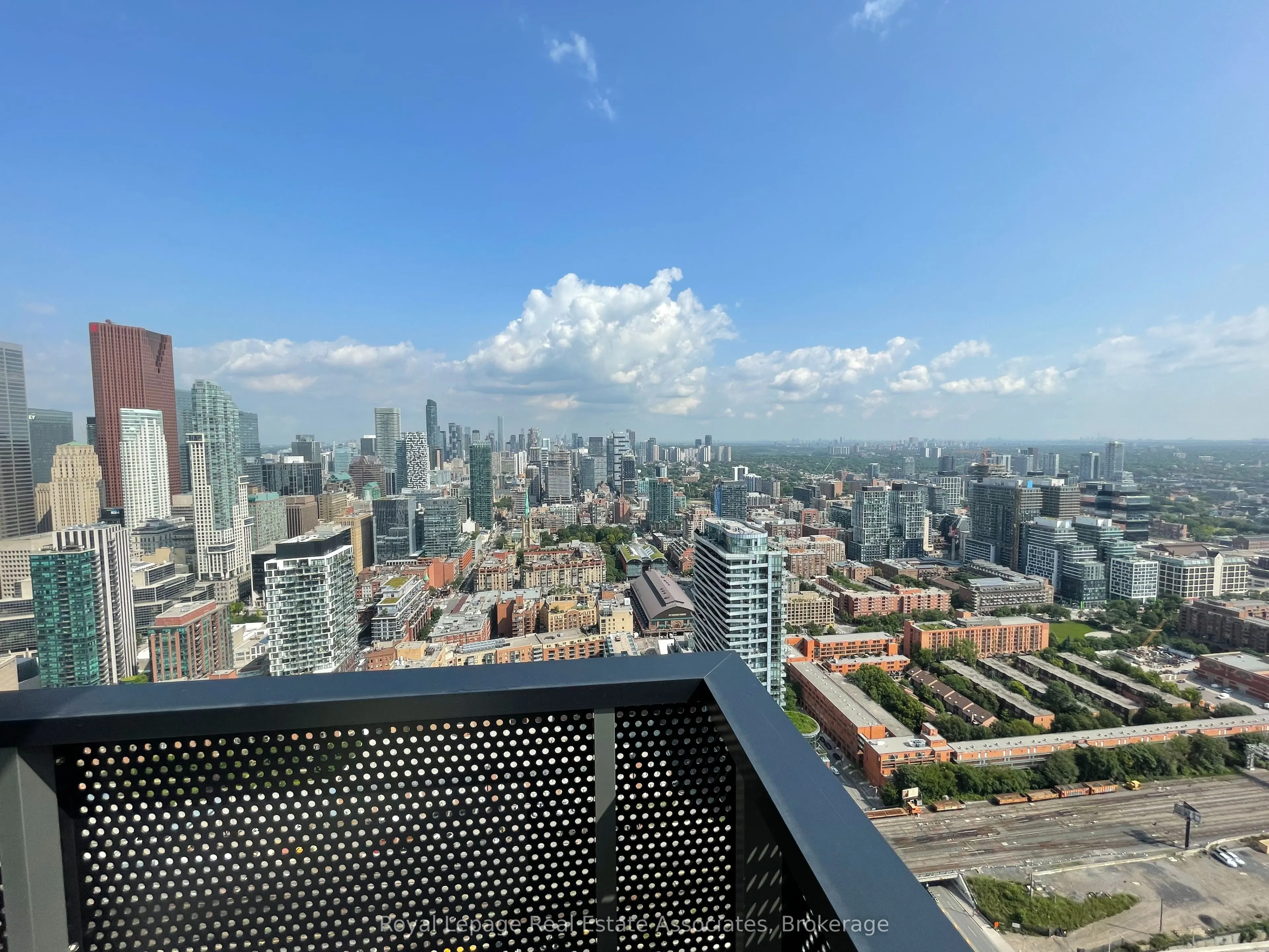 138 Downes Street, #5303