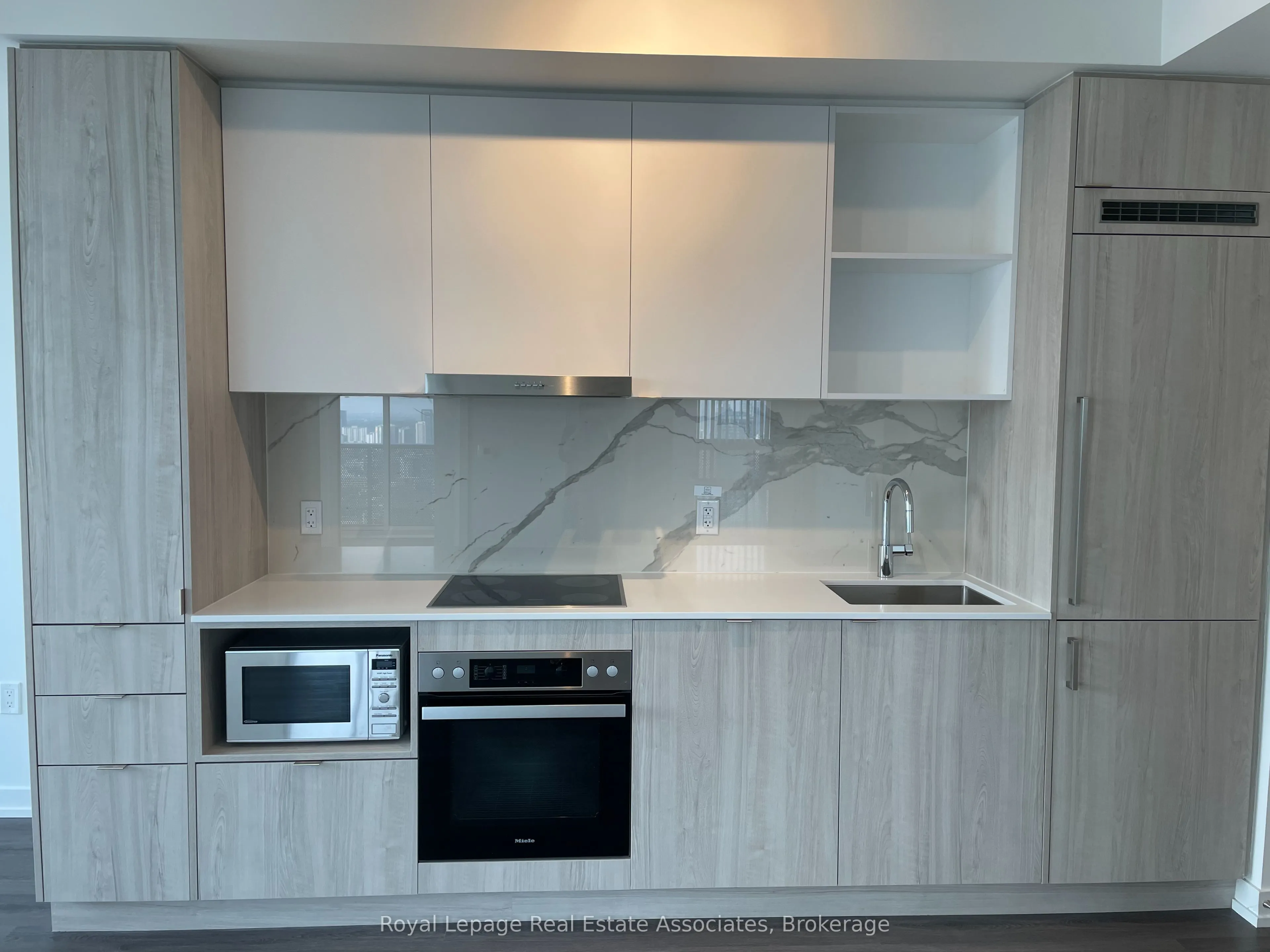138 Downes Street, #5303
