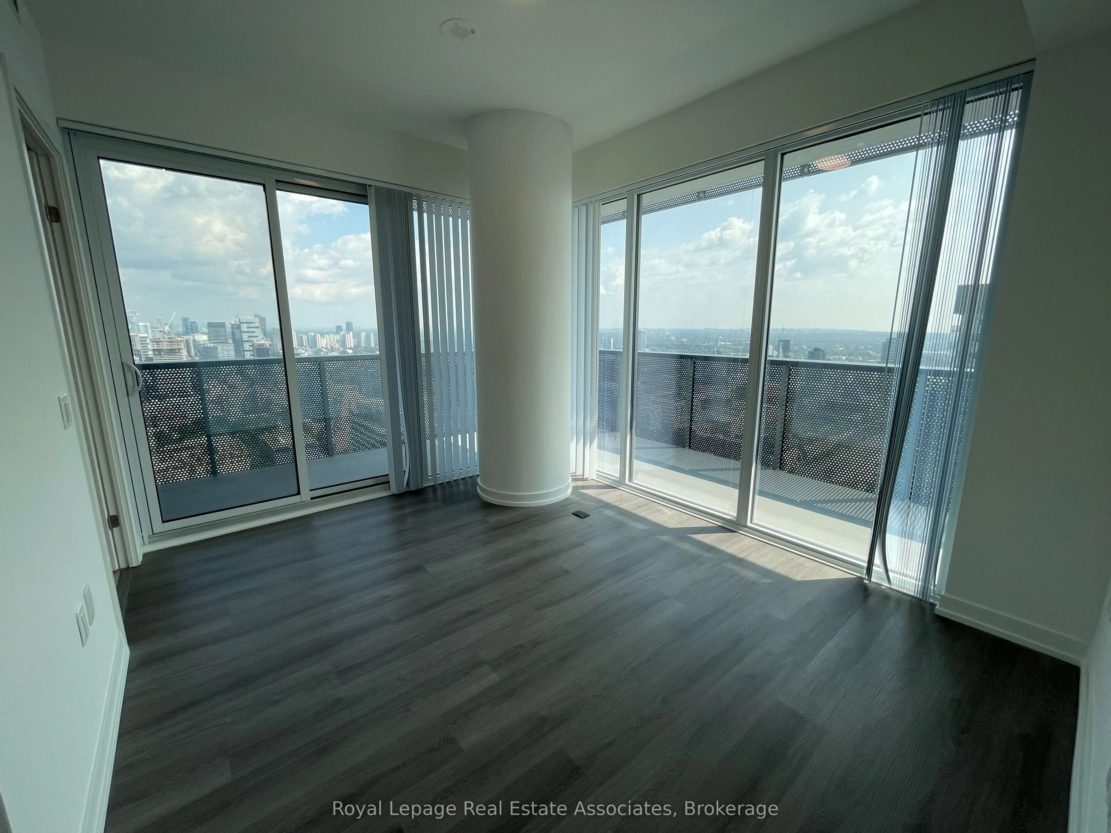 138 Downes Street, #5303
