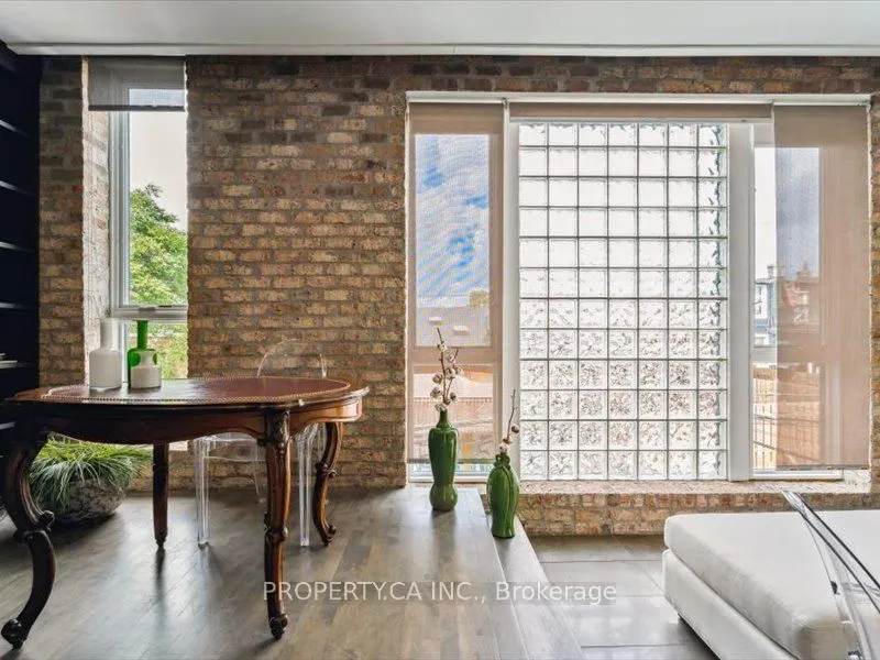 670 Richmond Street W, #204