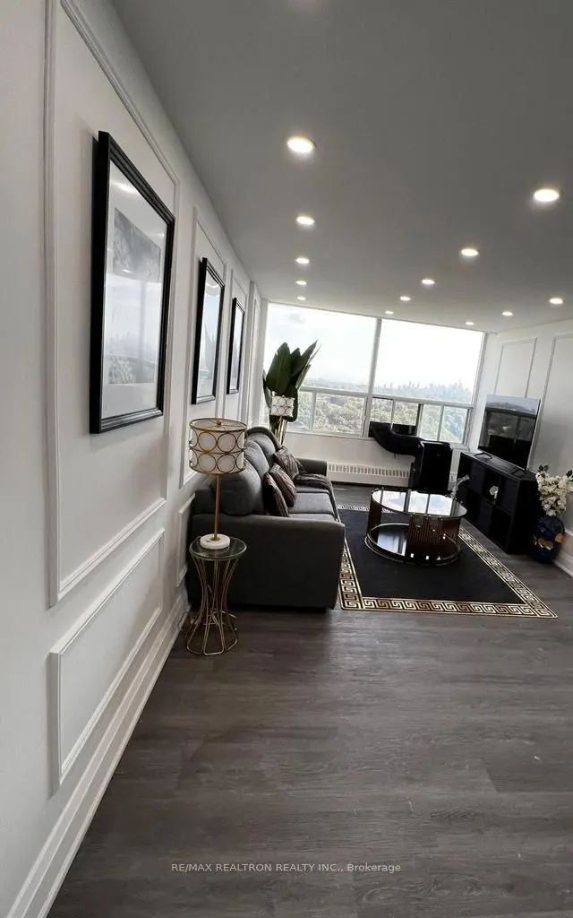 60 Pavane Linkway Way, #1804