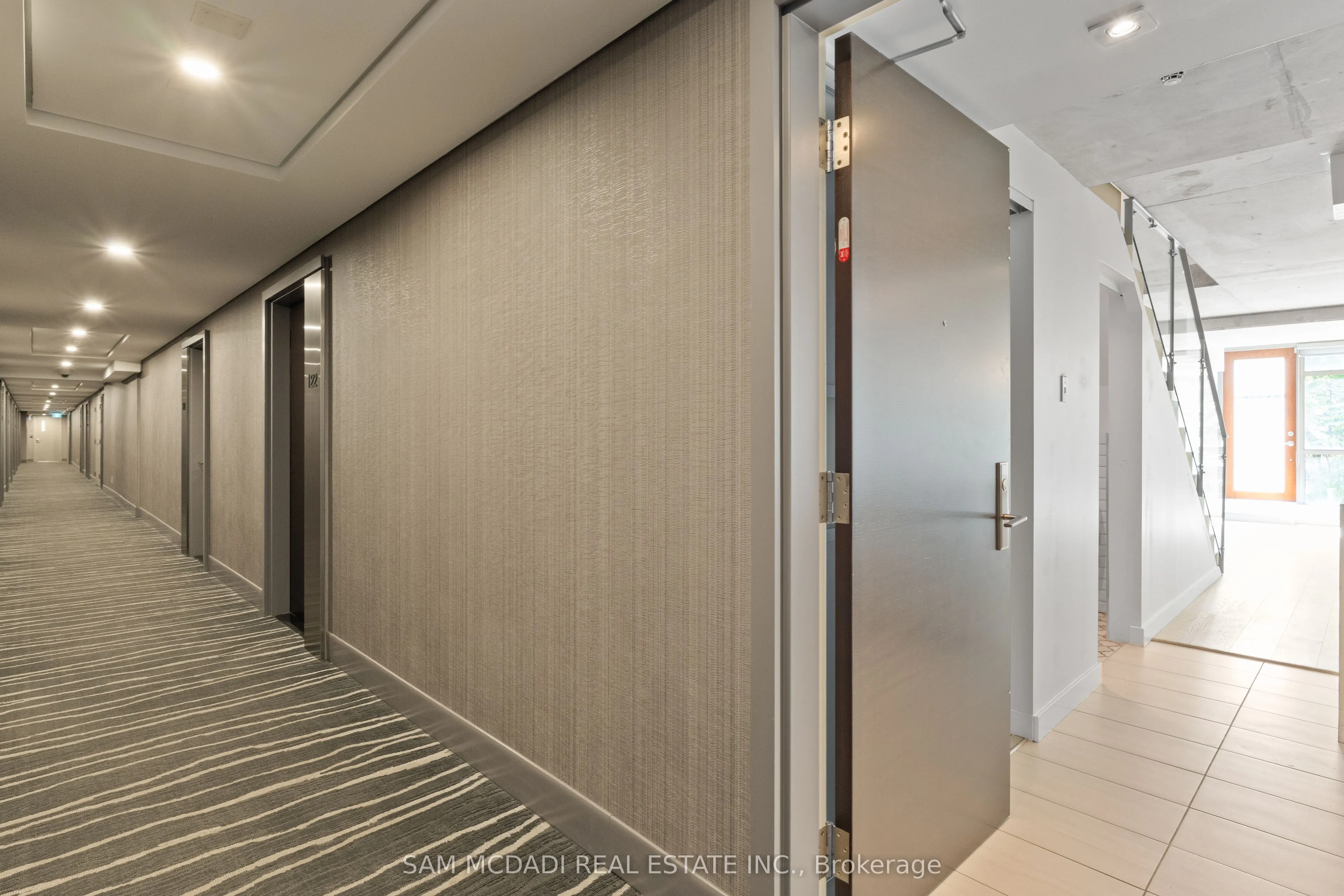 55 Stewart Street, #123