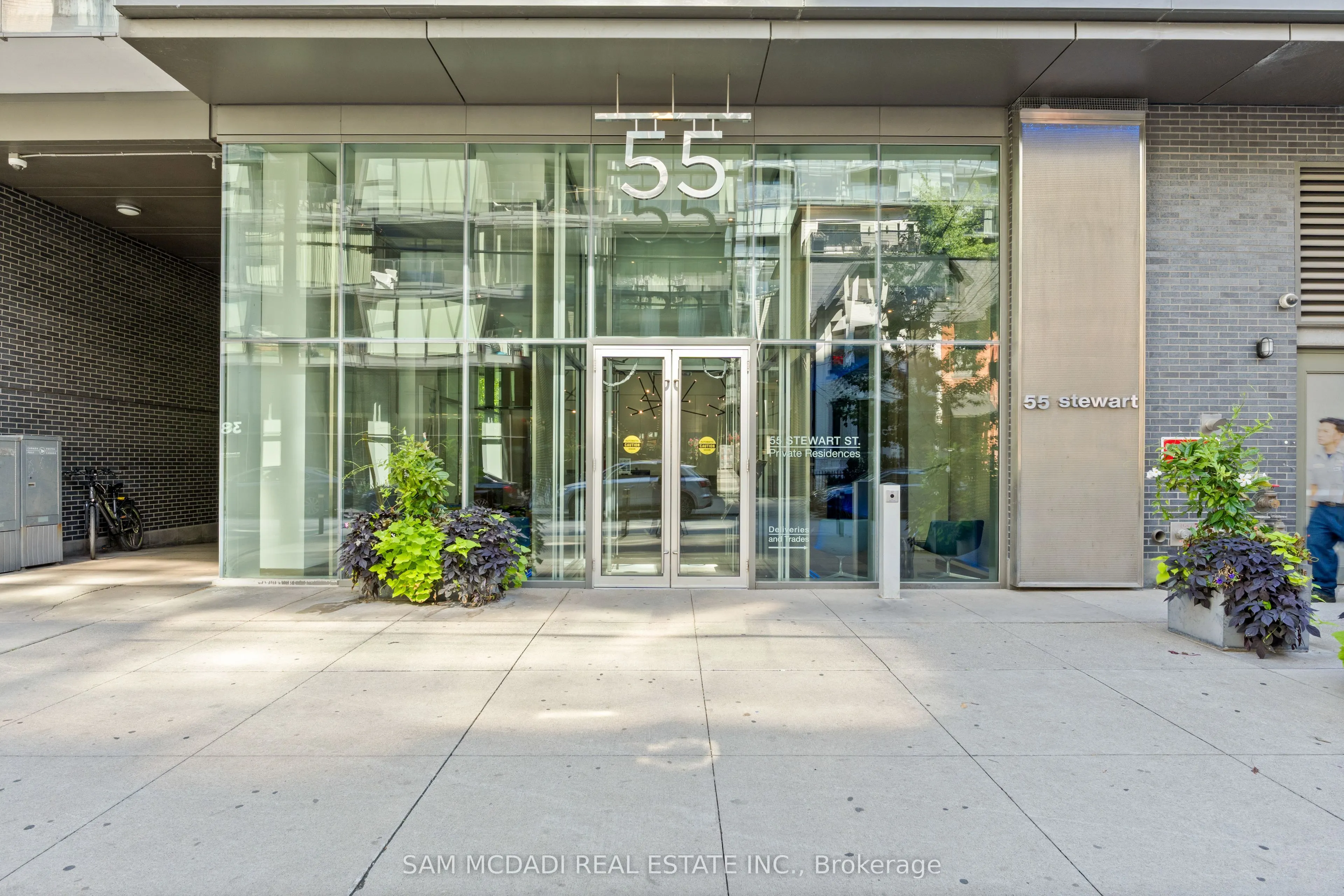 55 Stewart Street, #123