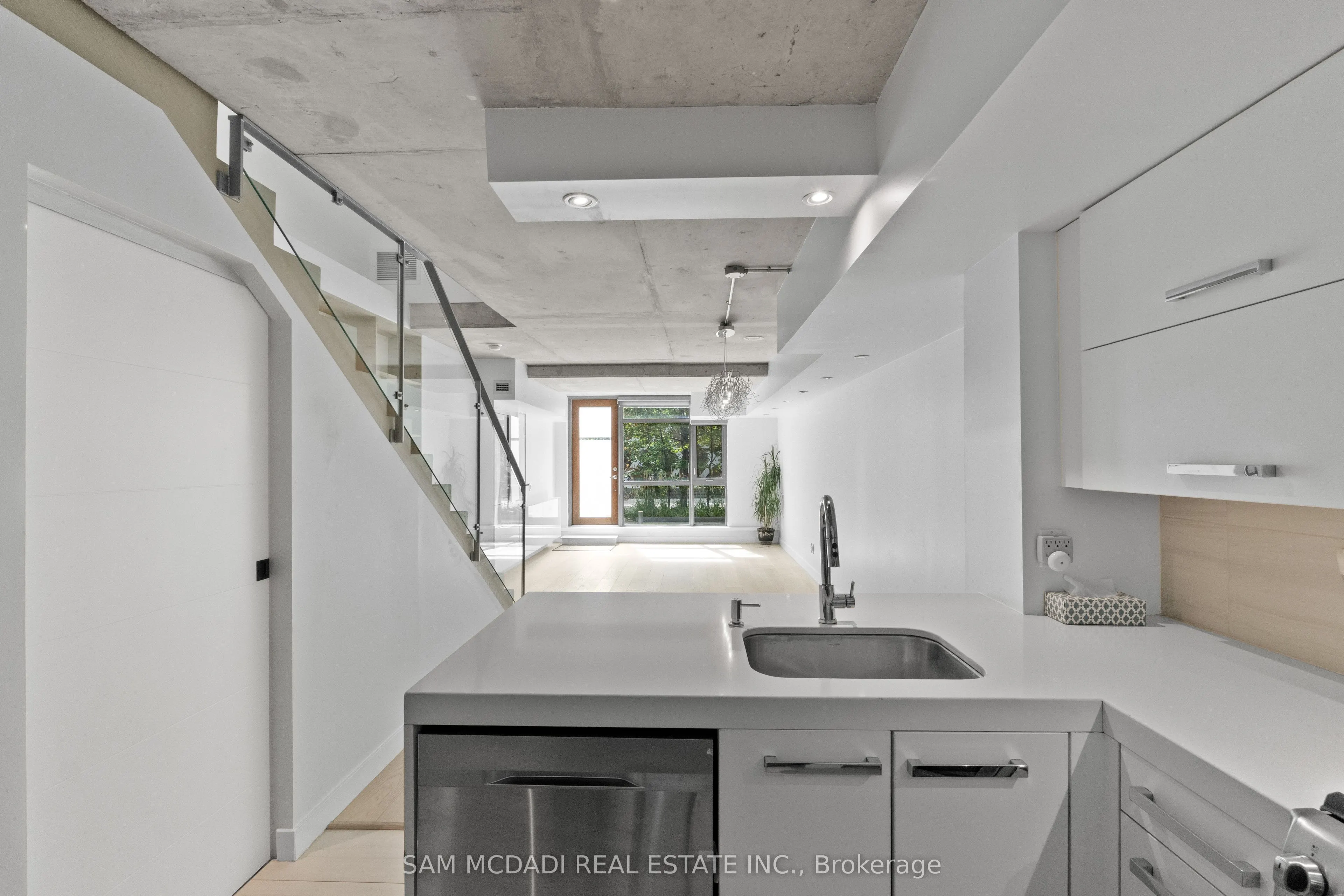 55 Stewart Street, #123