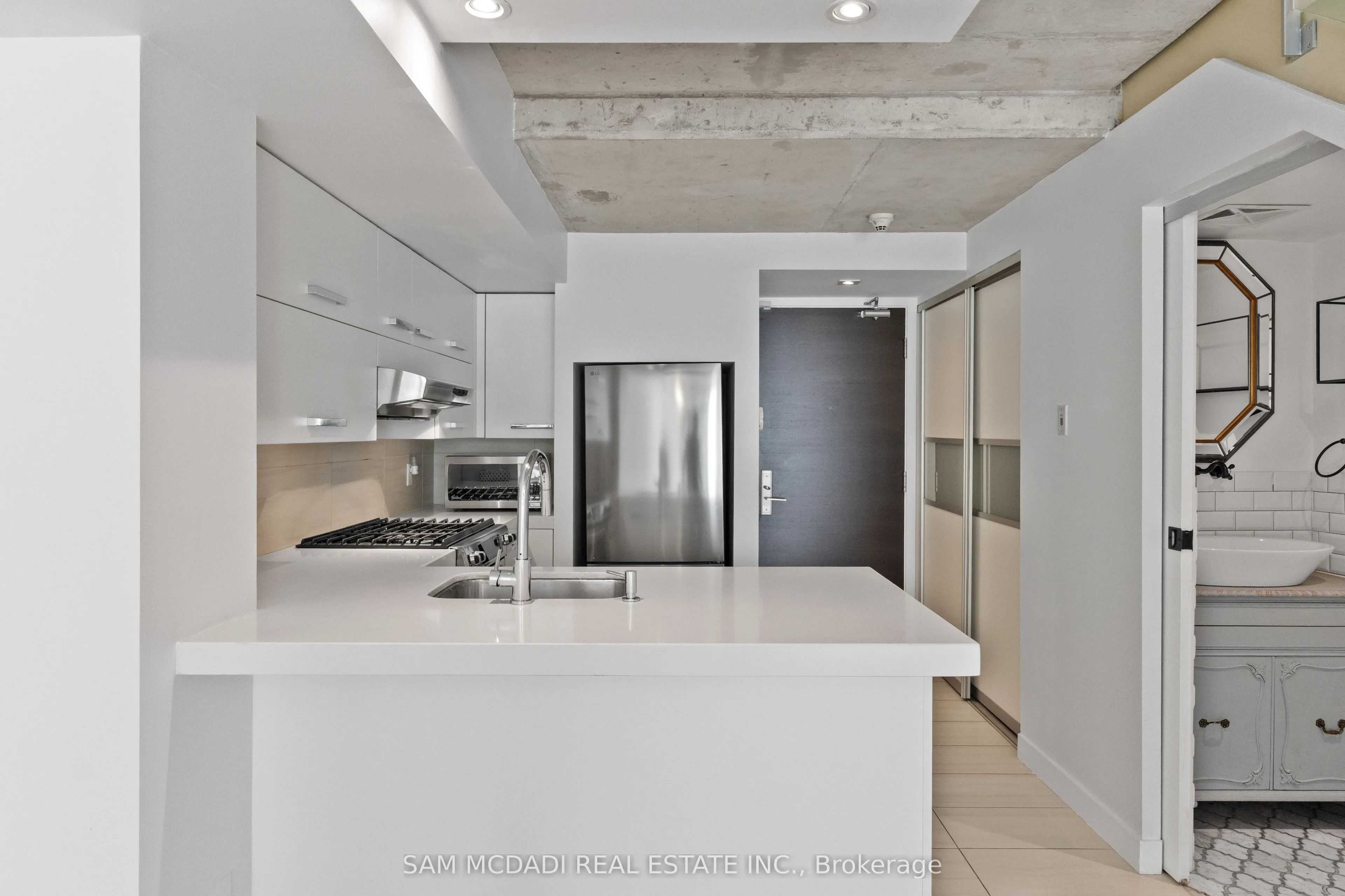 55 Stewart Street, #123