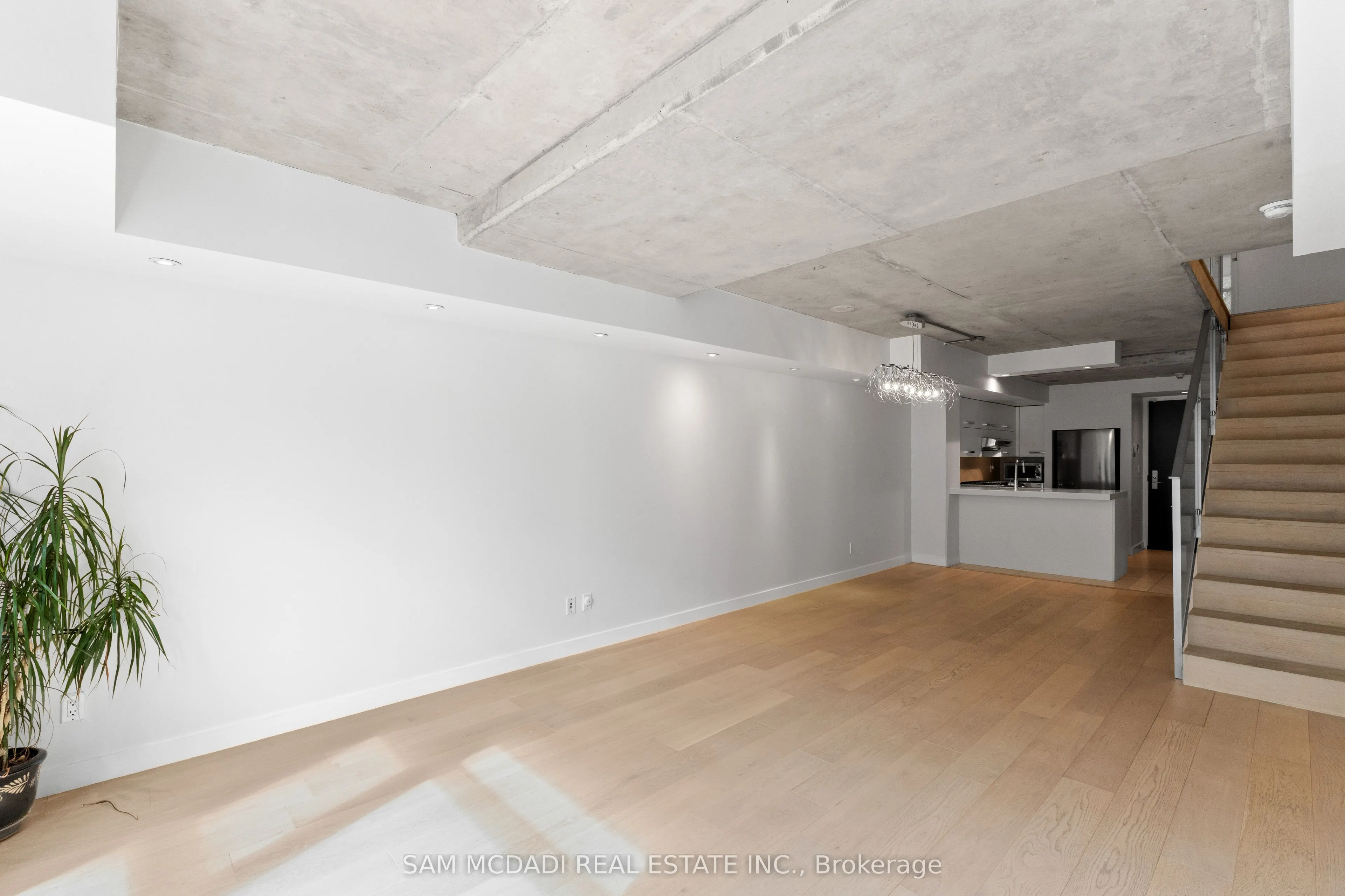 55 Stewart Street, #123