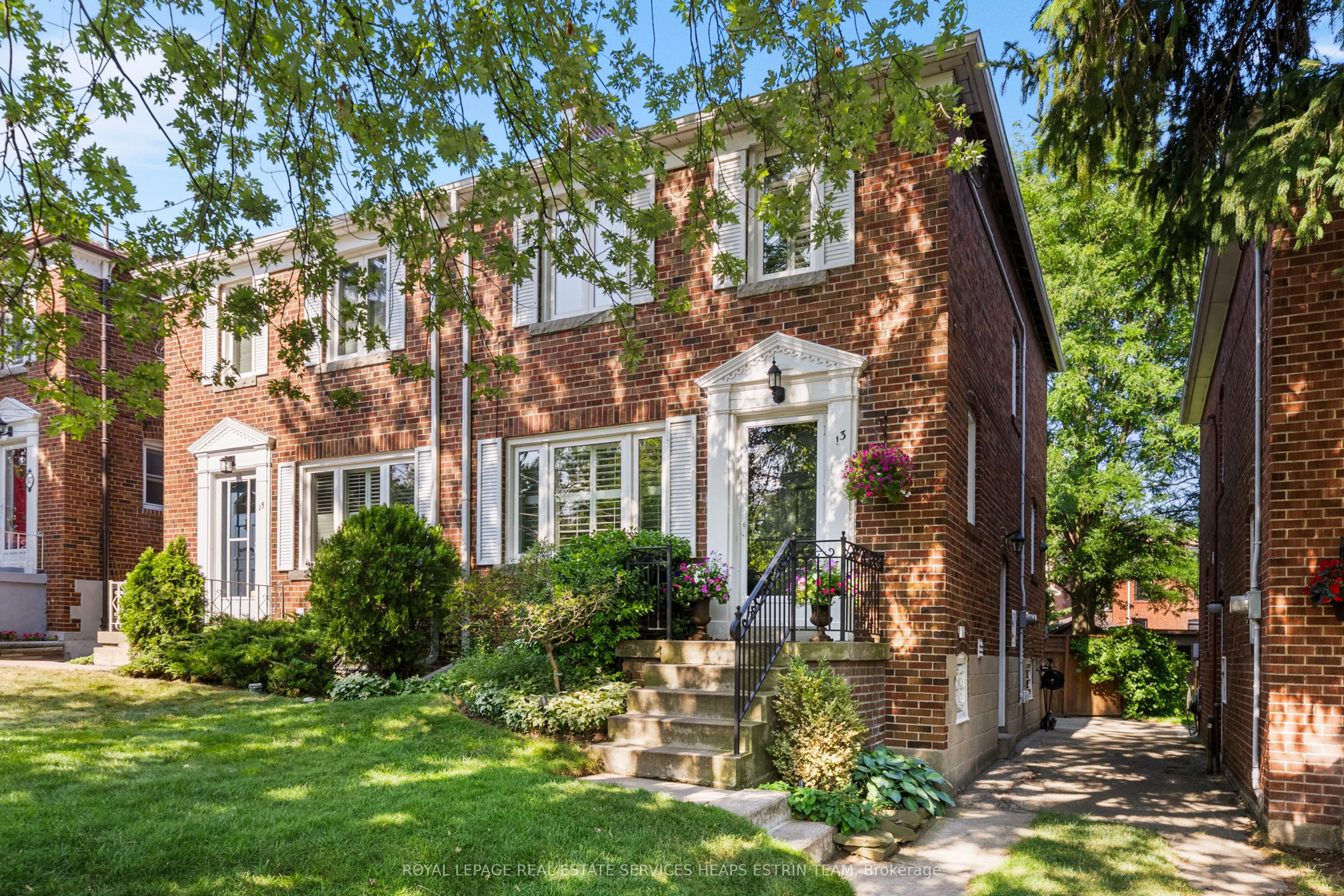 13 Rowley Avenue