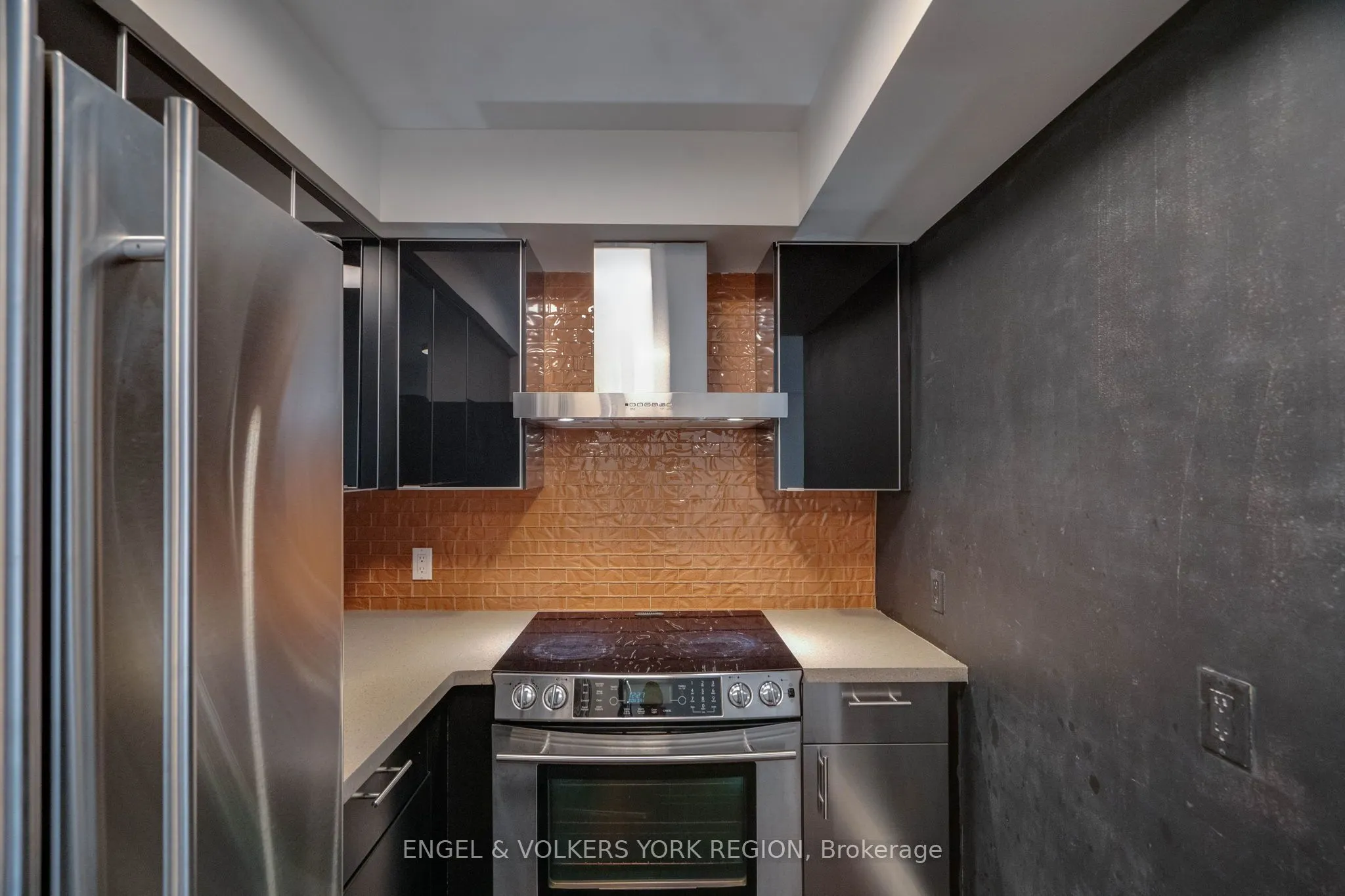1174 Yonge Street, #203