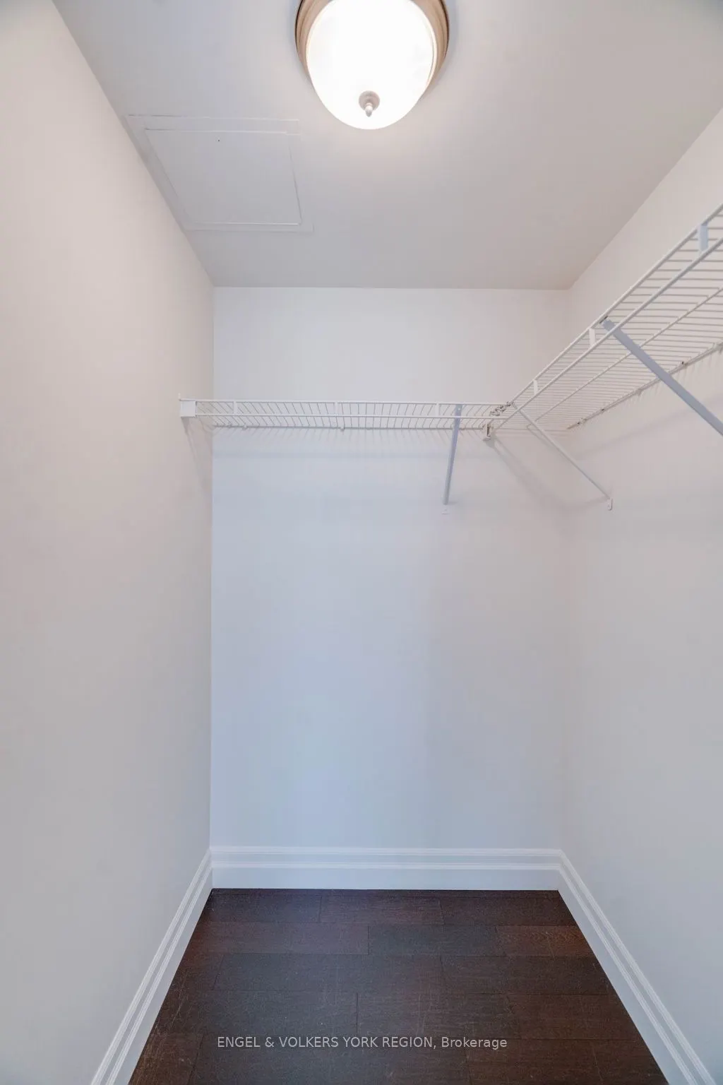 1174 Yonge Street, #203
