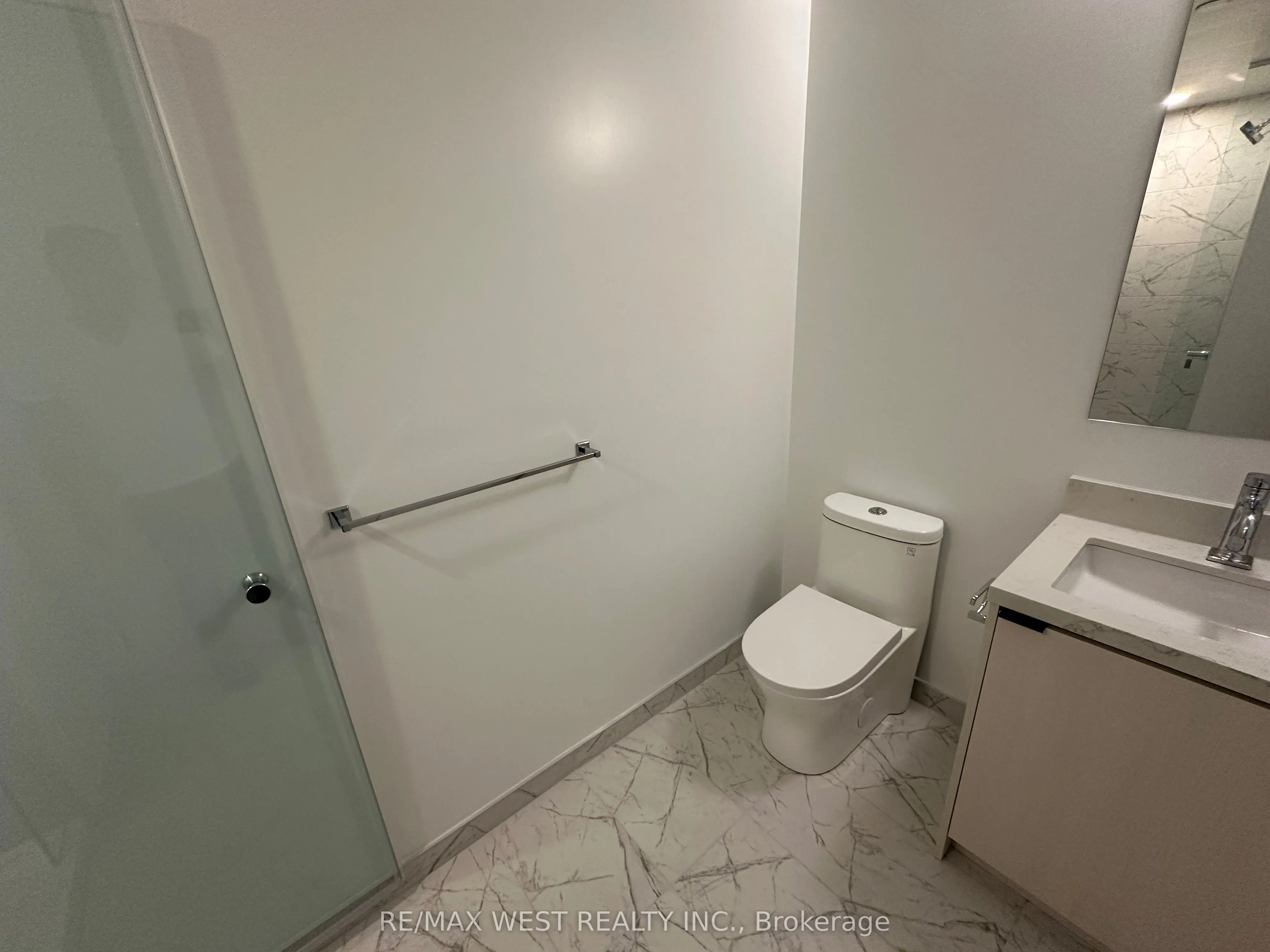 252 Church Street, #3511