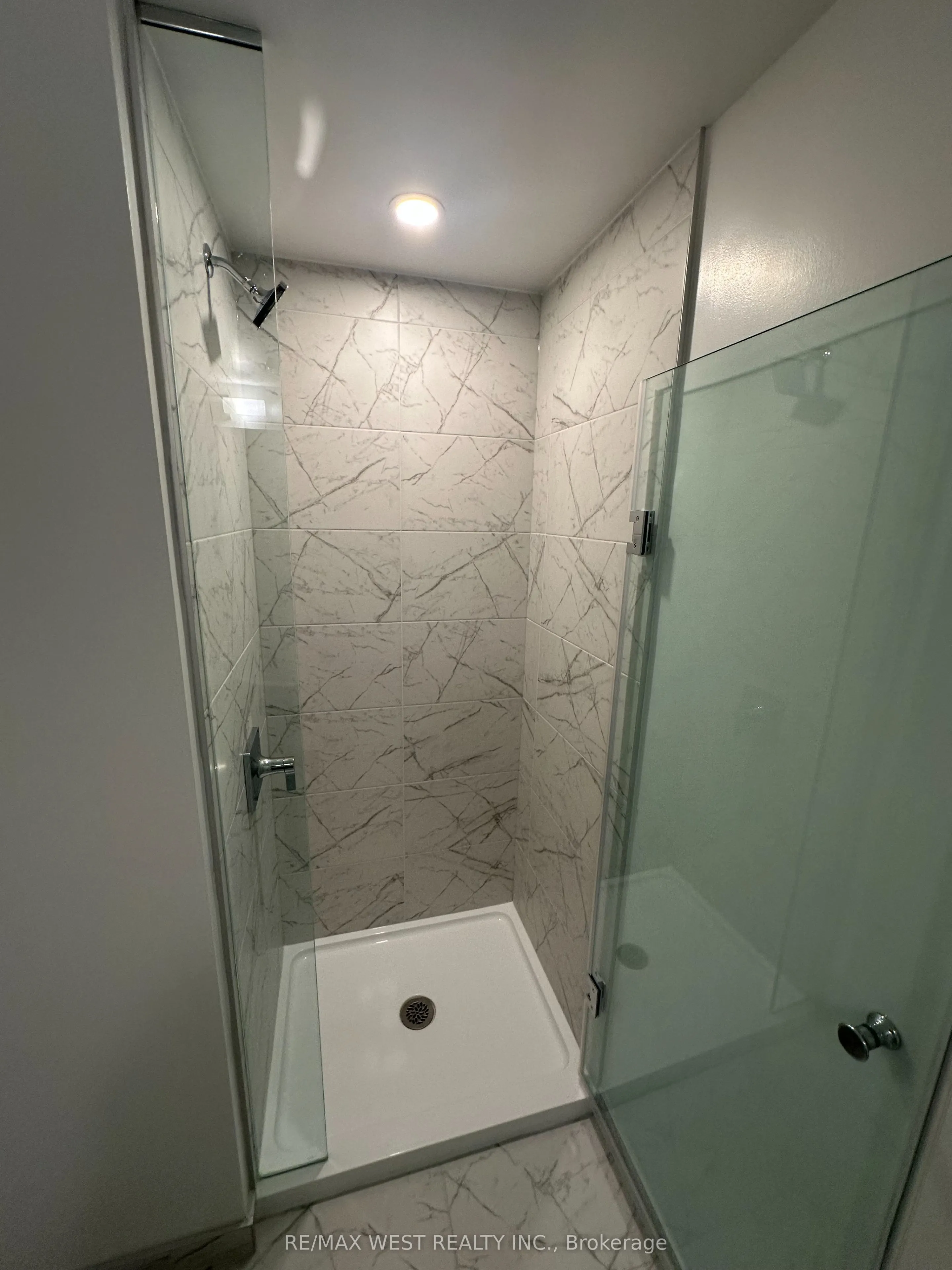 252 Church Street, #3511