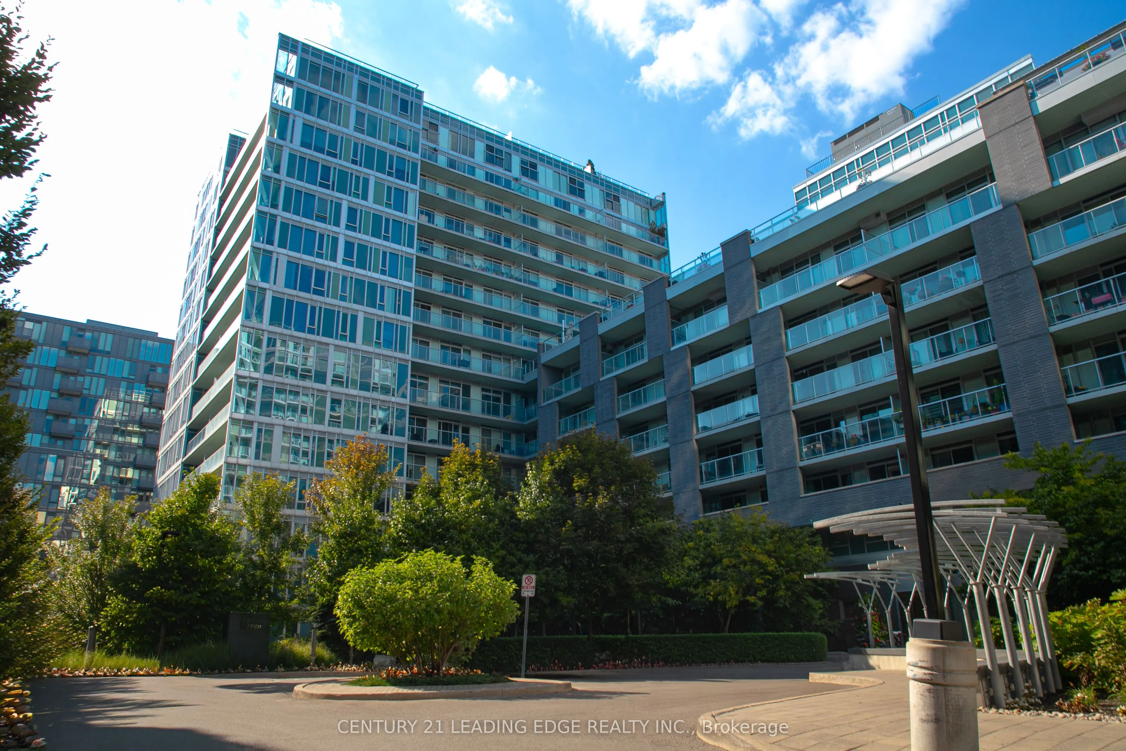 565 Wilson Avenue, #1109W