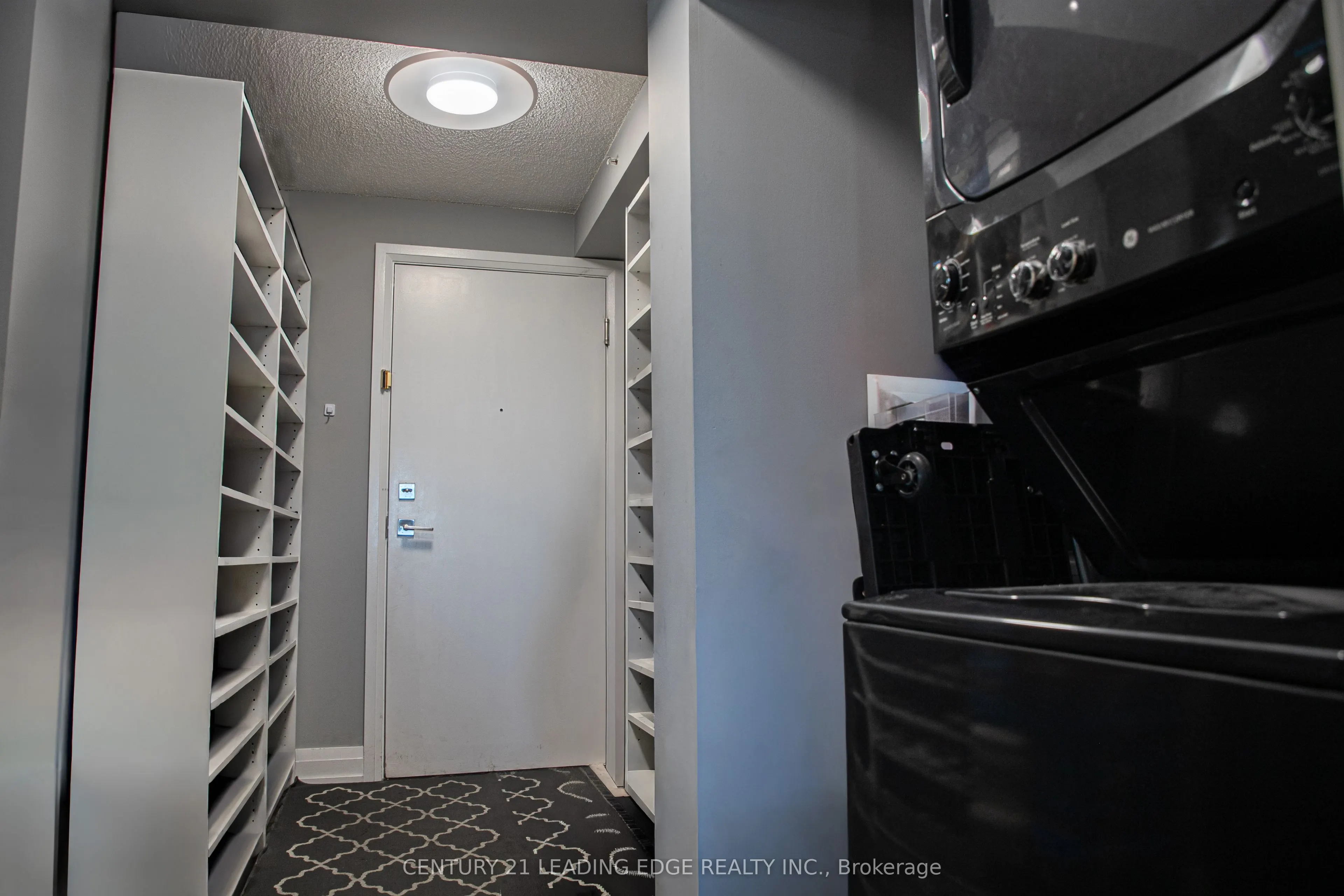 565 Wilson Avenue, #1109W