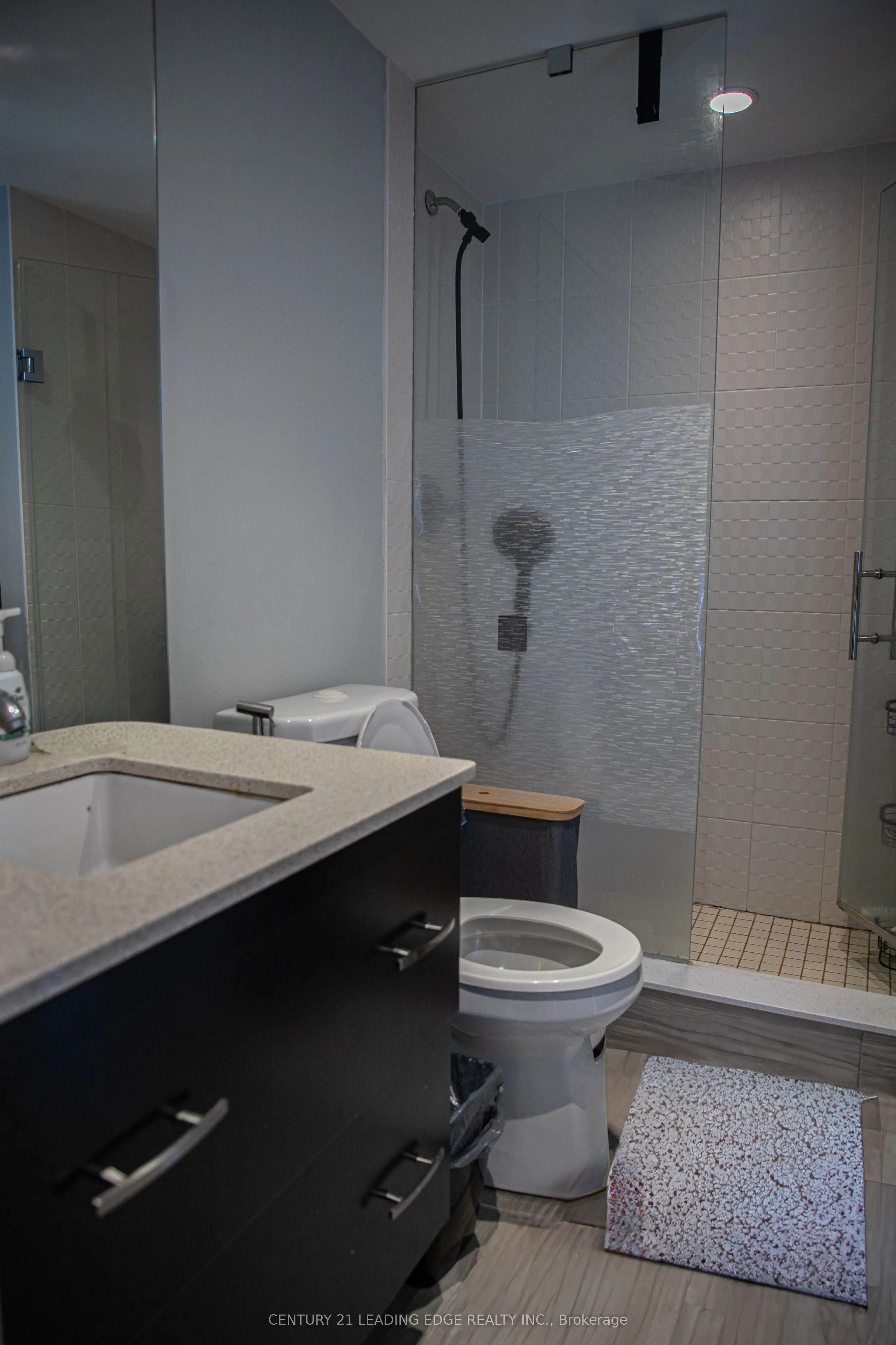 565 Wilson Avenue, #1109W