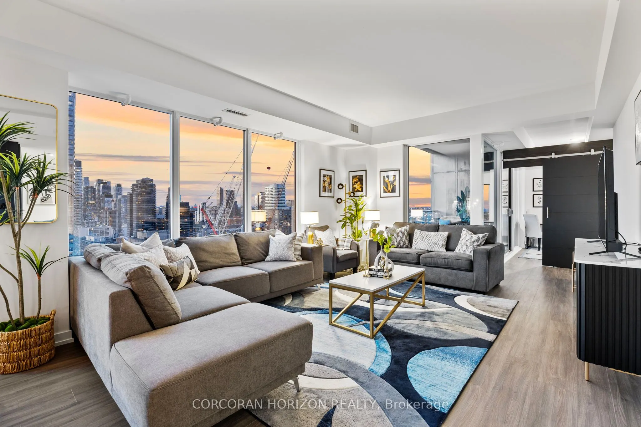20 Edward Street, #PH1