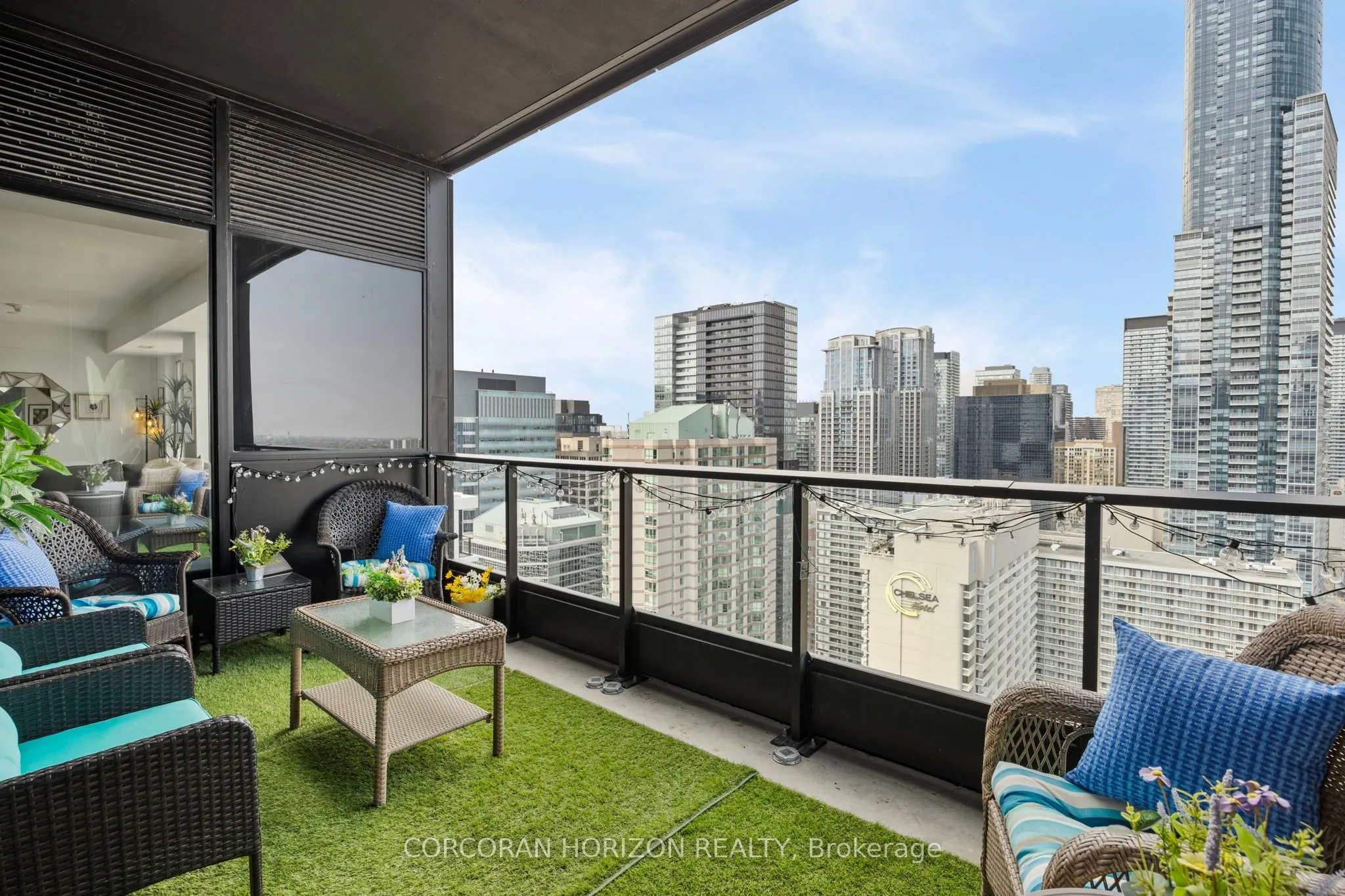 20 Edward Street, #PH1