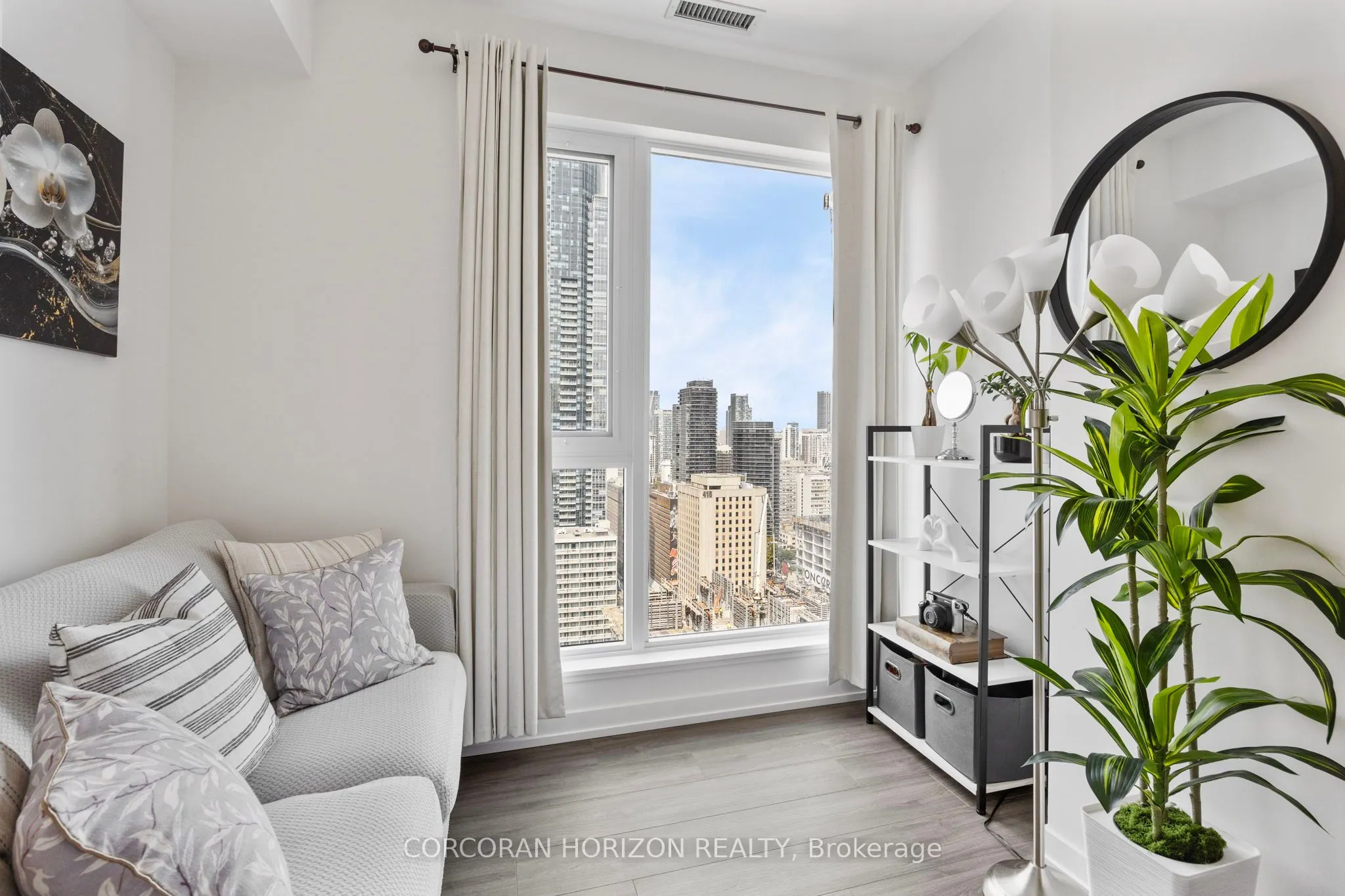 20 Edward Street, #PH1