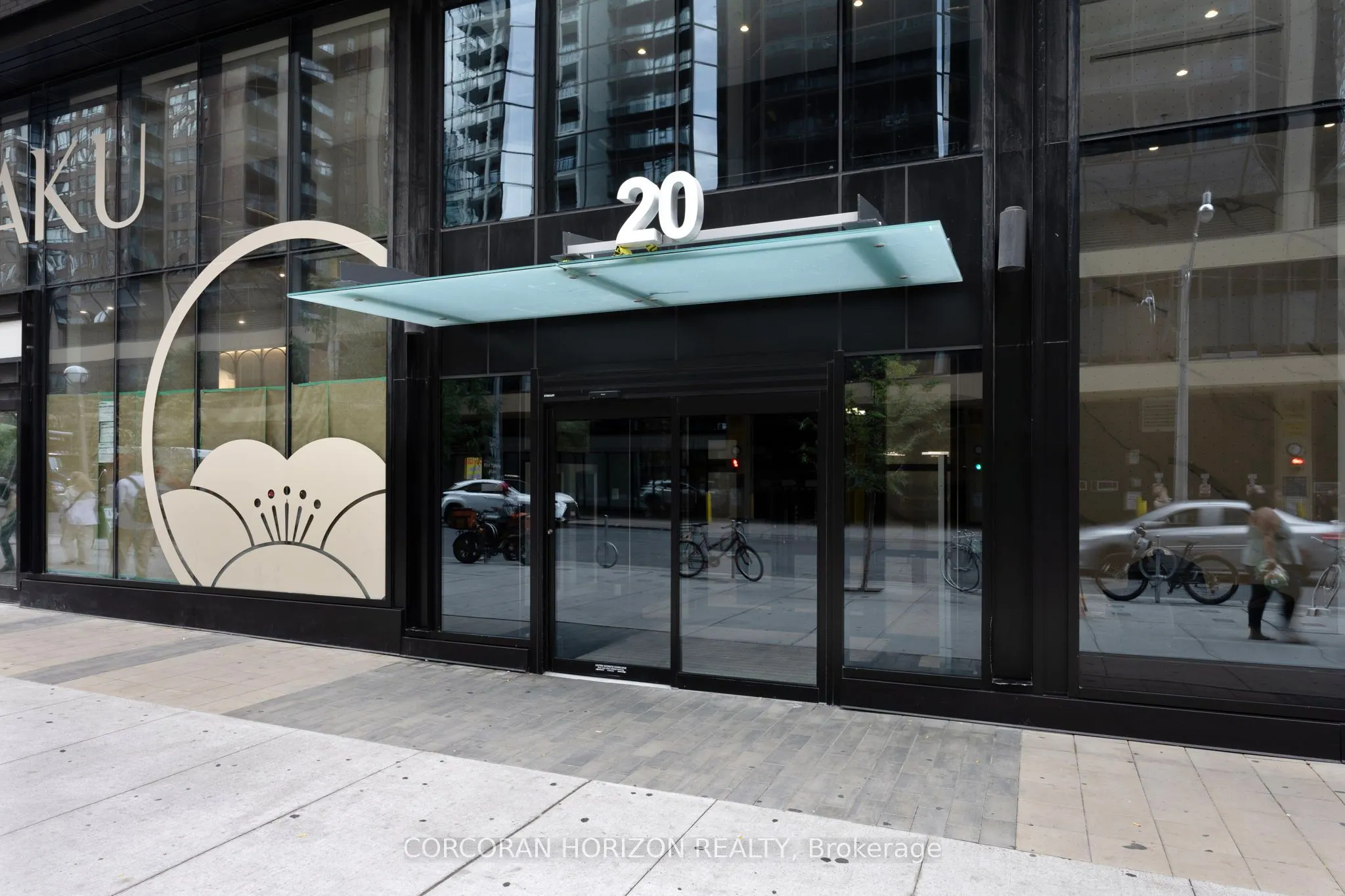 20 Edward Street, #PH1