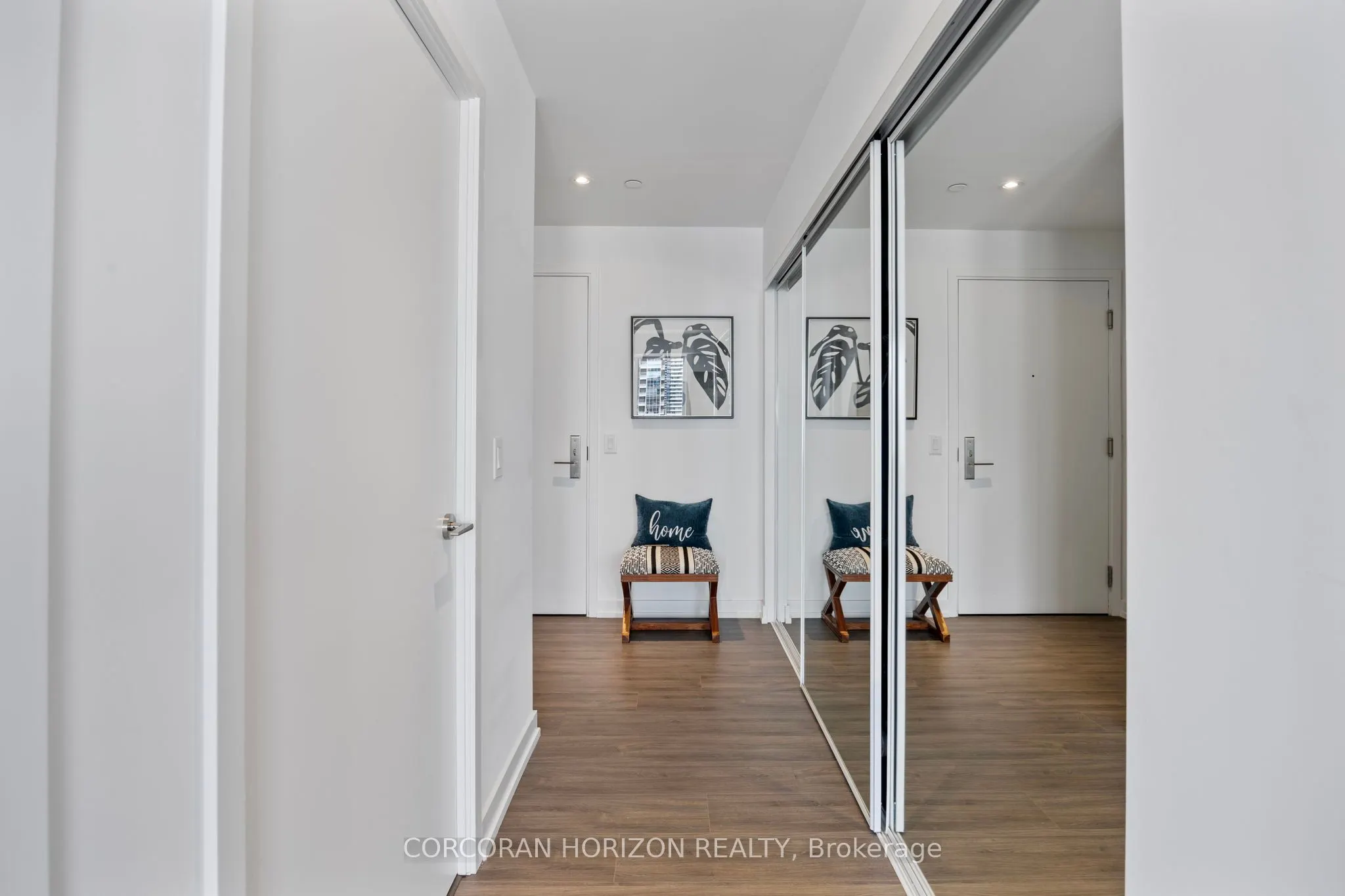 20 Edward Street, #PH1
