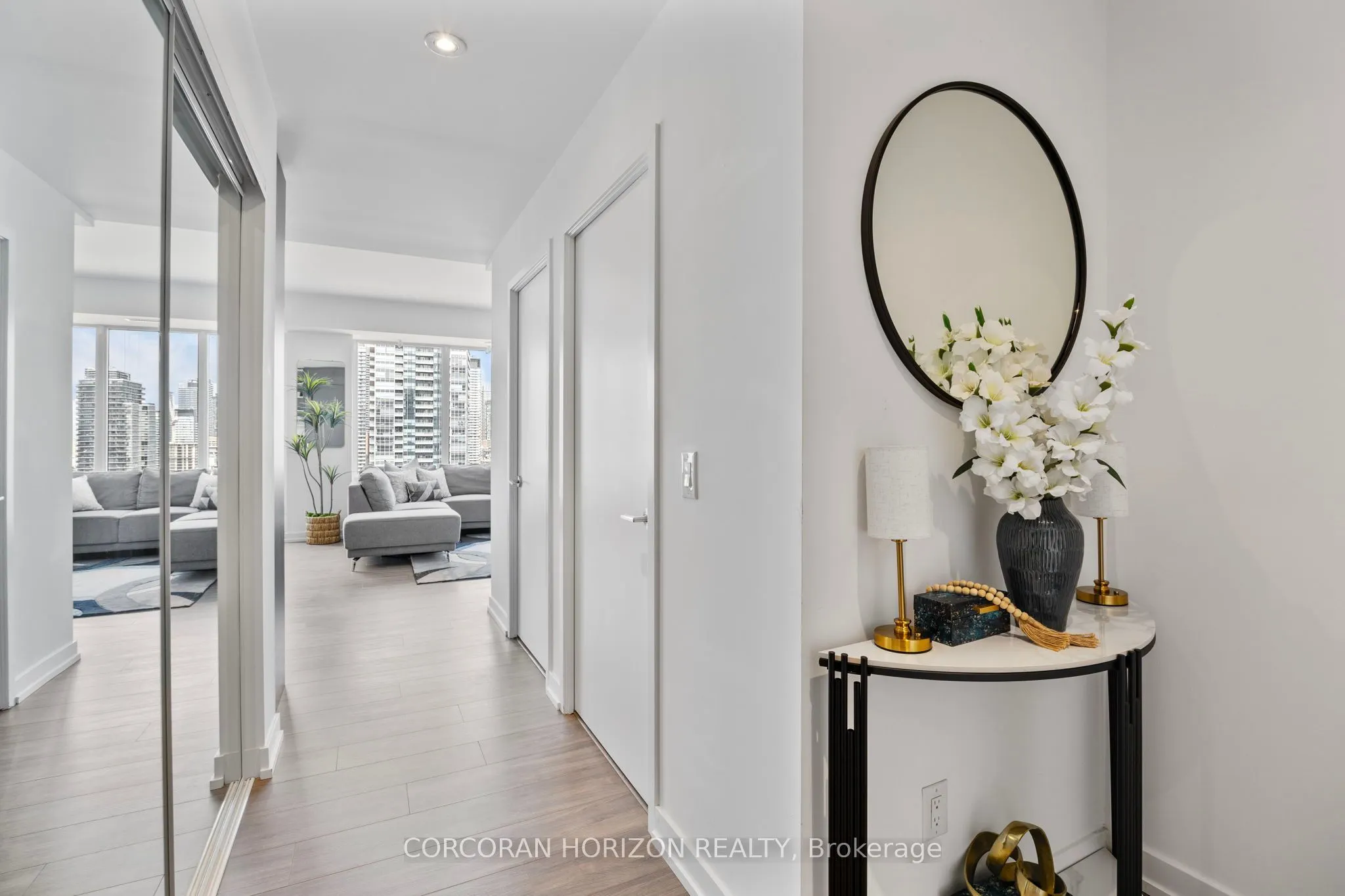 20 Edward Street, #PH1