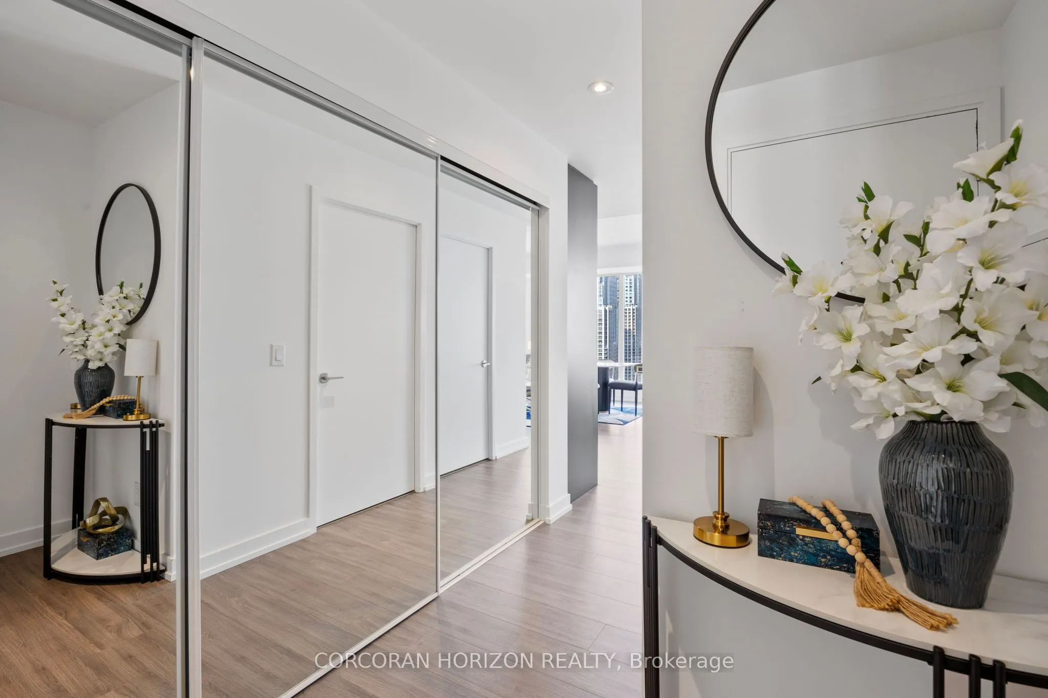 20 Edward Street, #PH1
