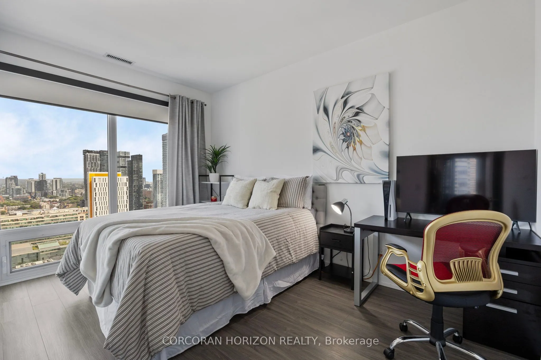 20 Edward Street, #PH1