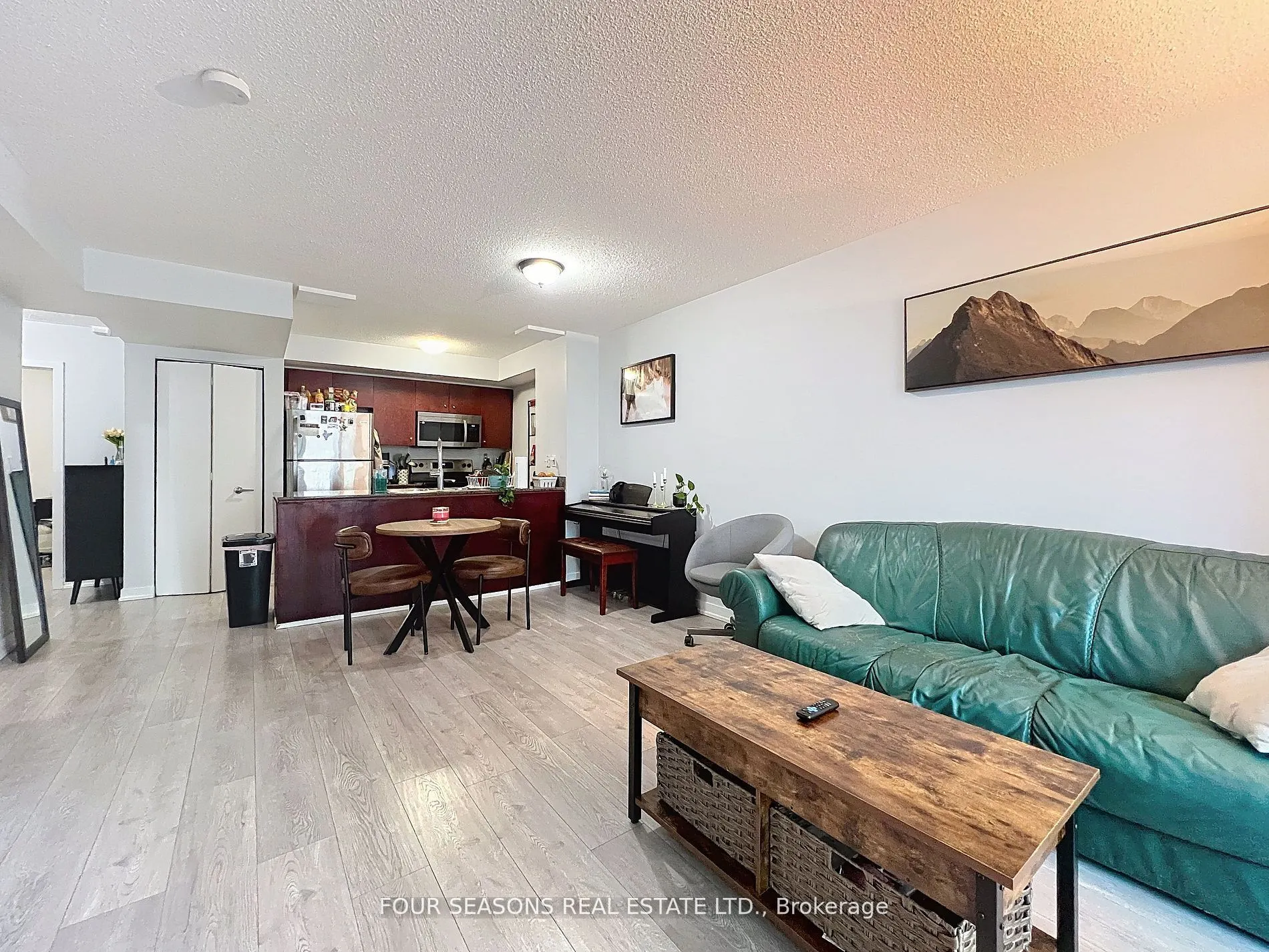 381 Front Street W, #310