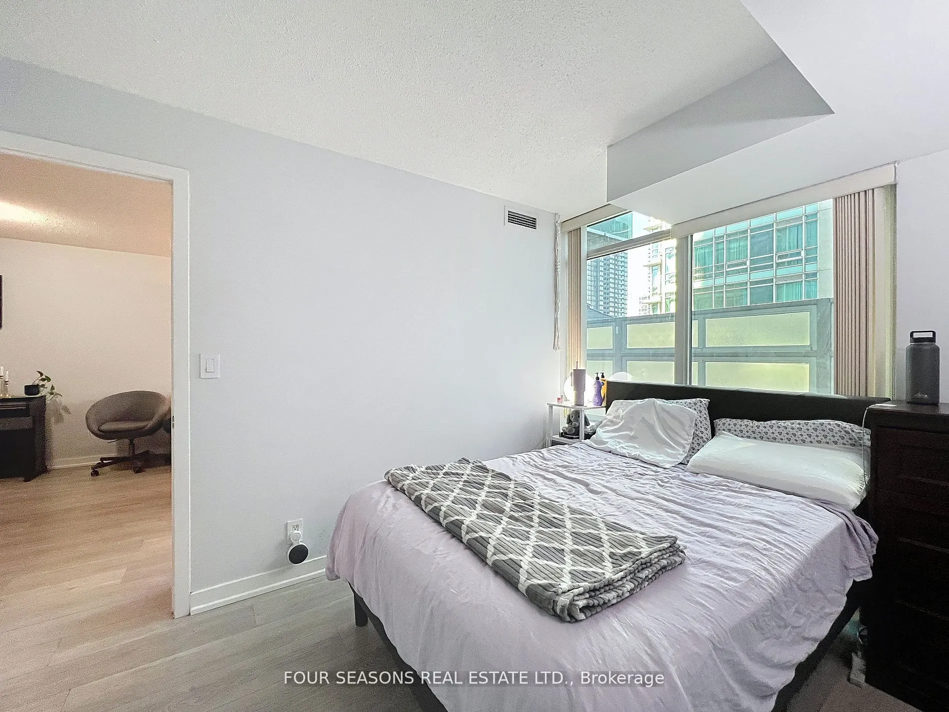 381 Front Street W, #310
