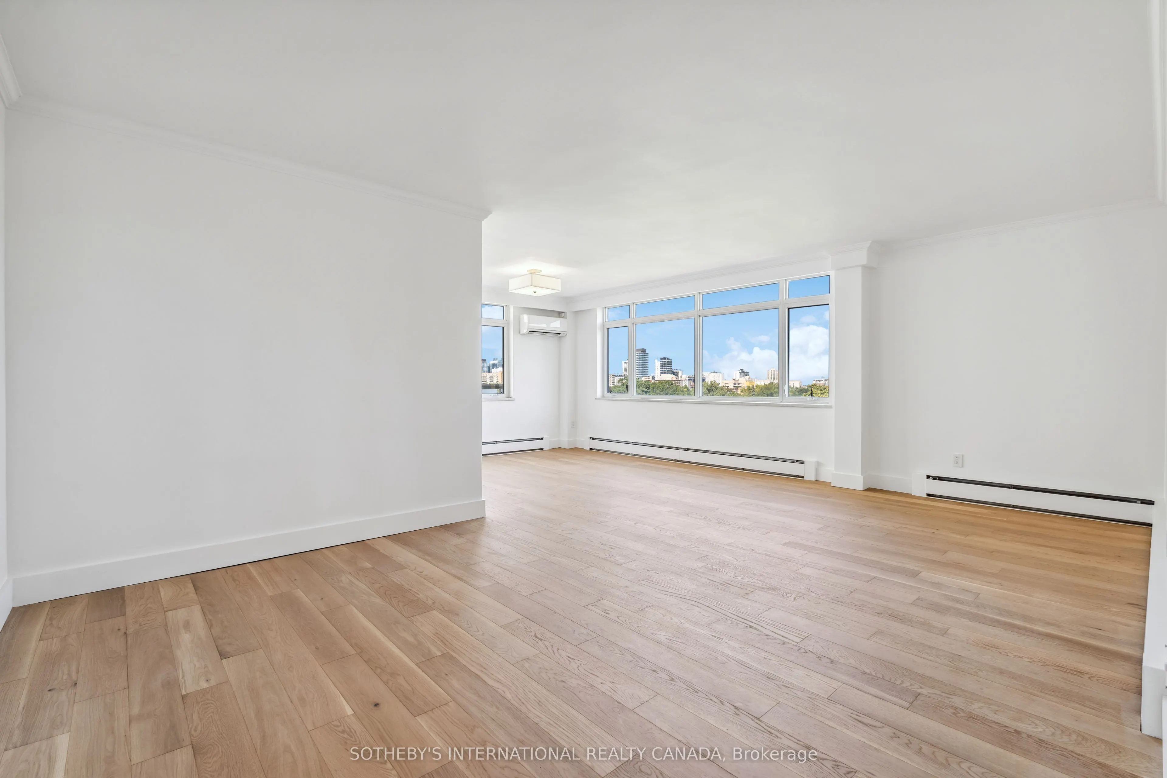 581 Avenue Road, #1005
