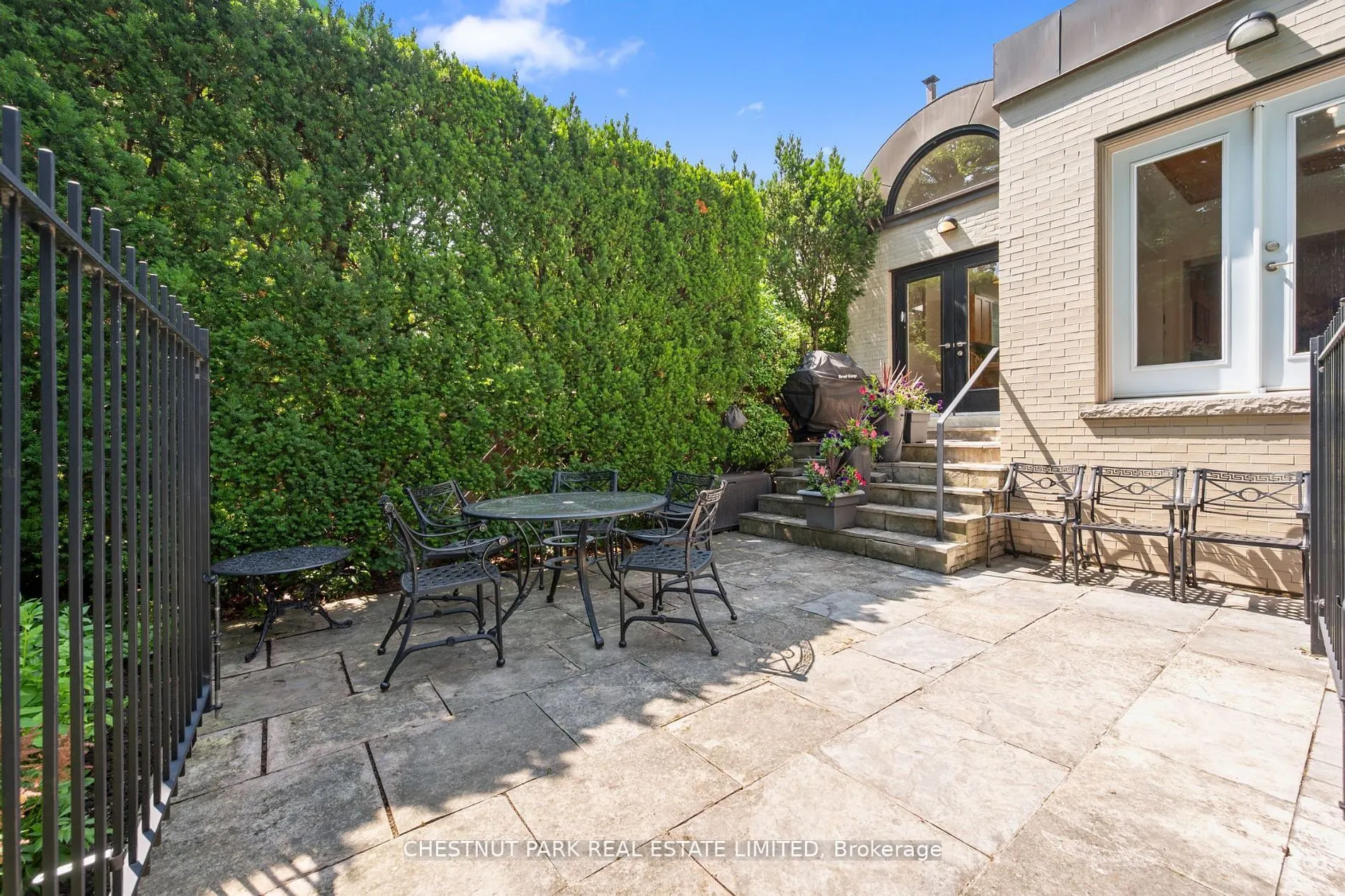 87 Lonsdale Road