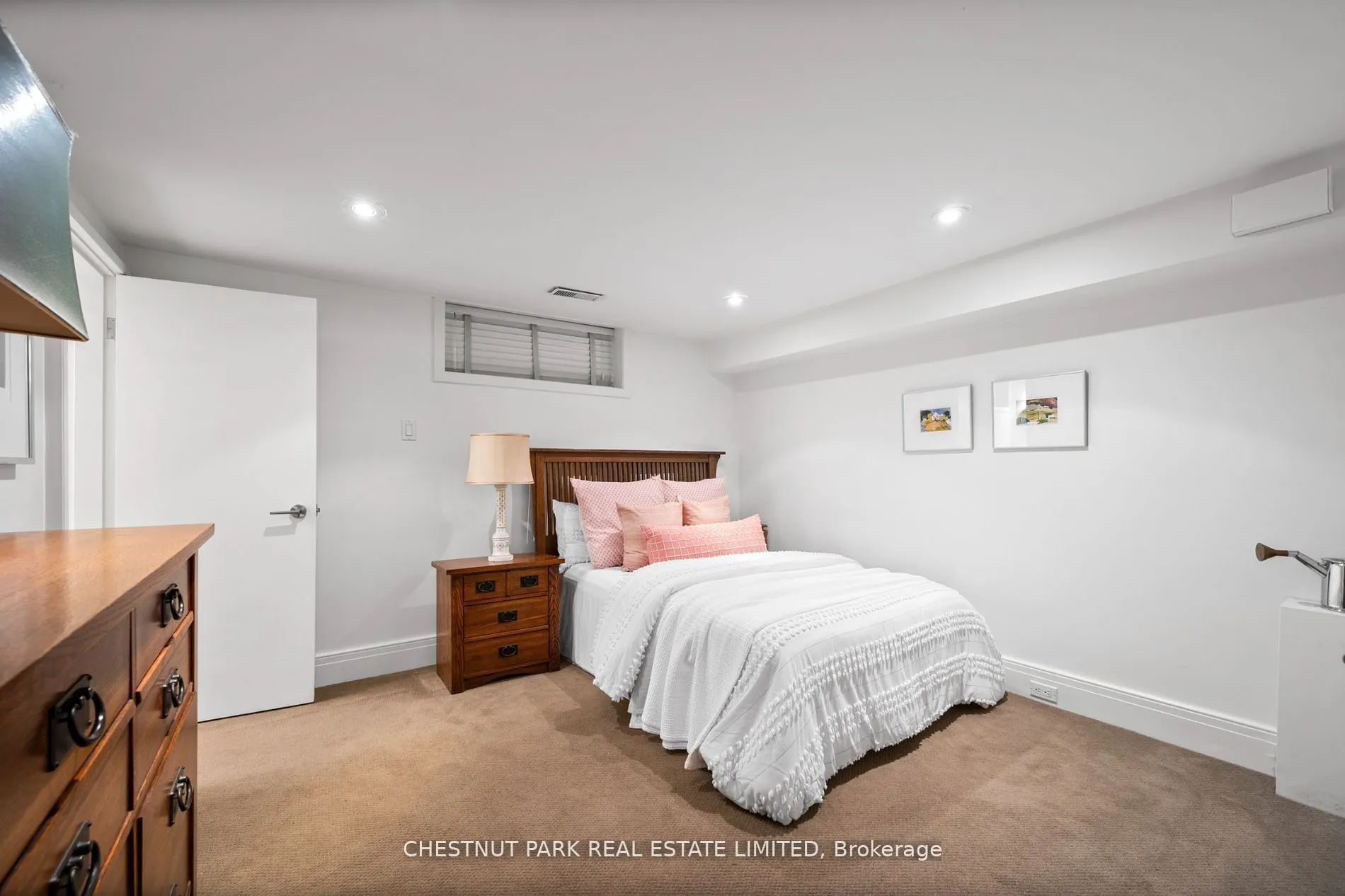 87 Lonsdale Road