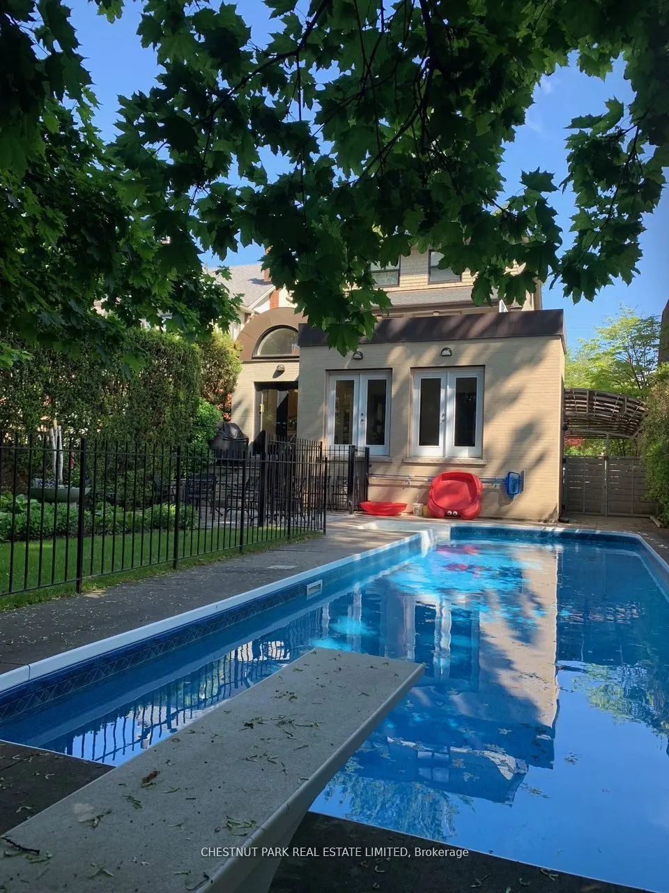 87 Lonsdale Road