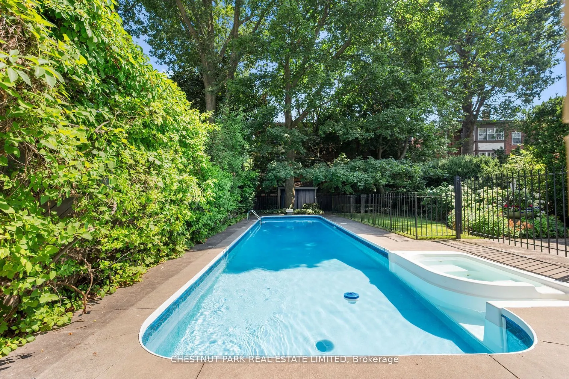 87 Lonsdale Road