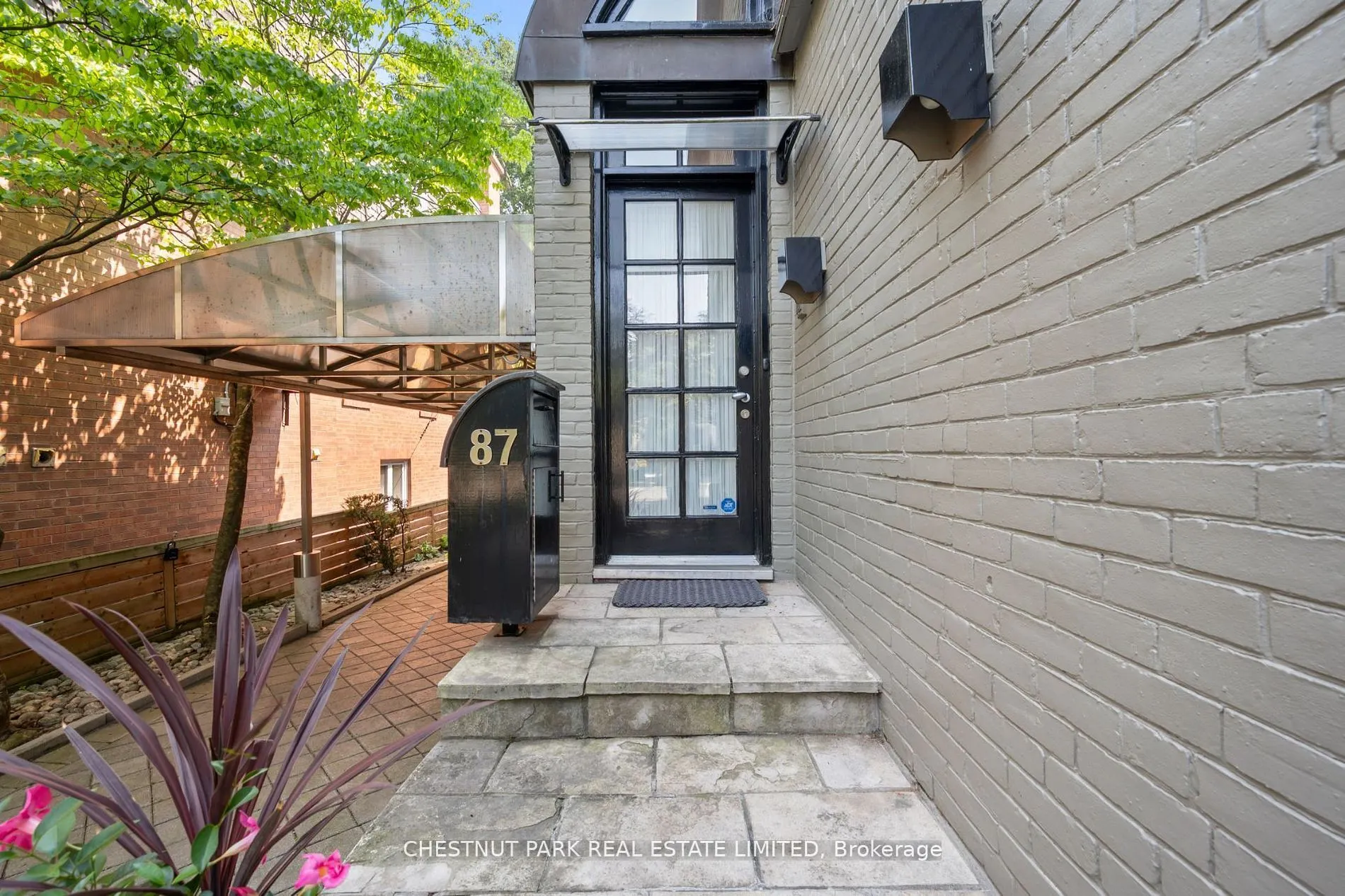 87 Lonsdale Road