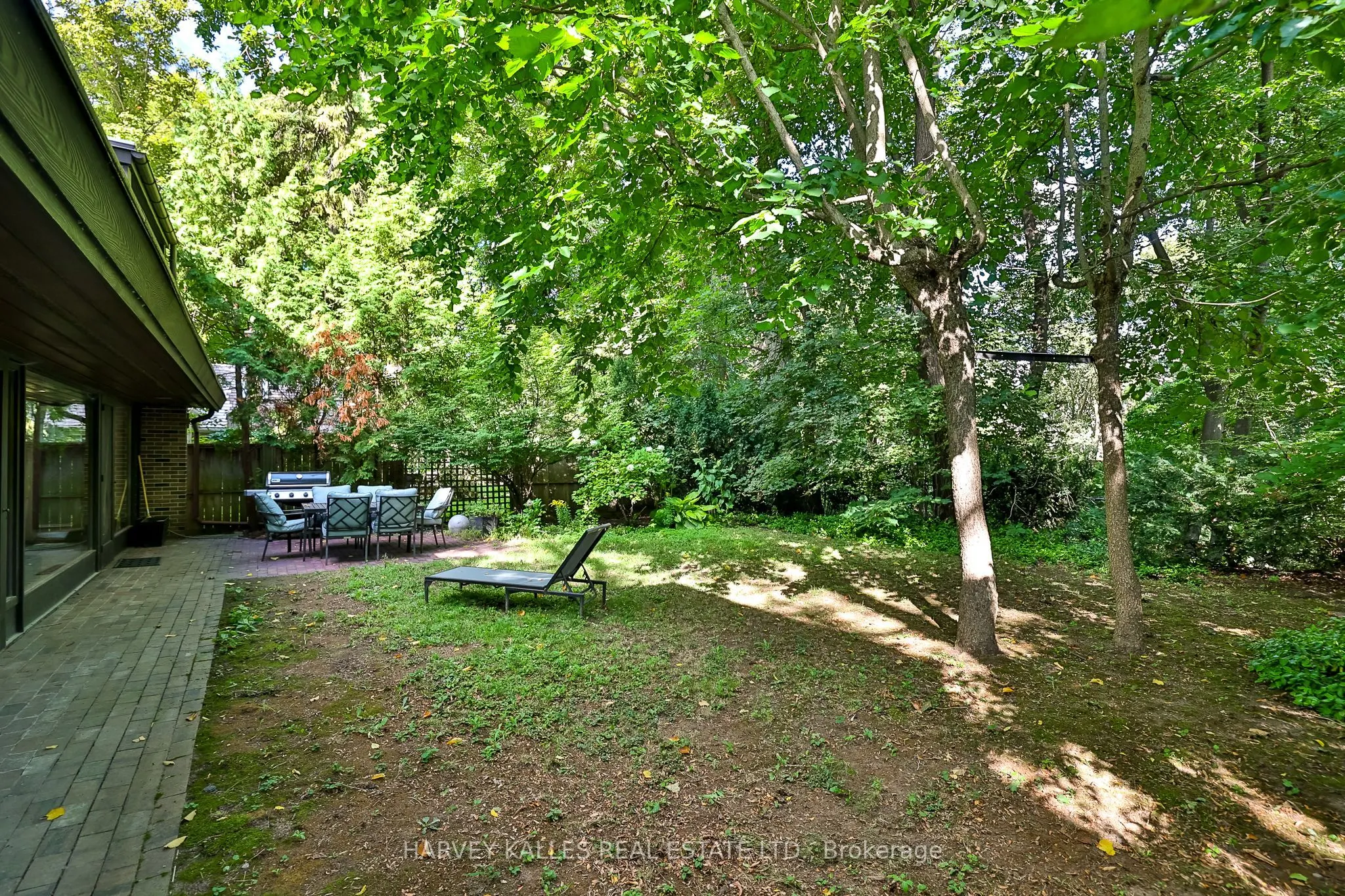 86 Cortleigh Boulevard