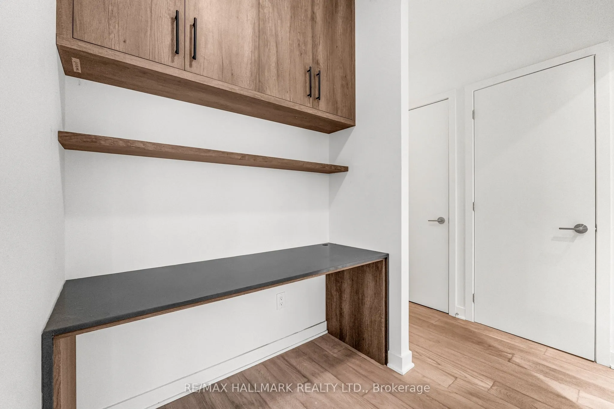 11 Yorkville Avenue, #1812