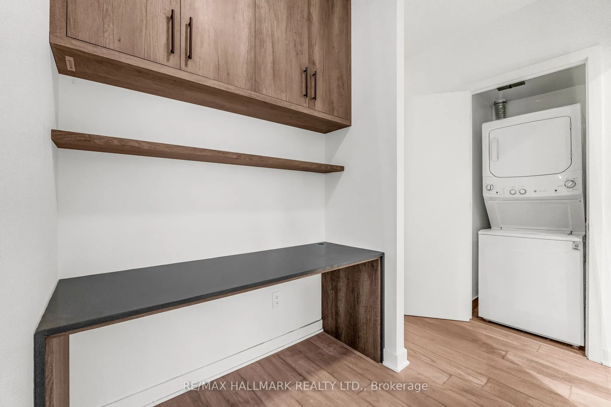 11 Yorkville Avenue, #1812